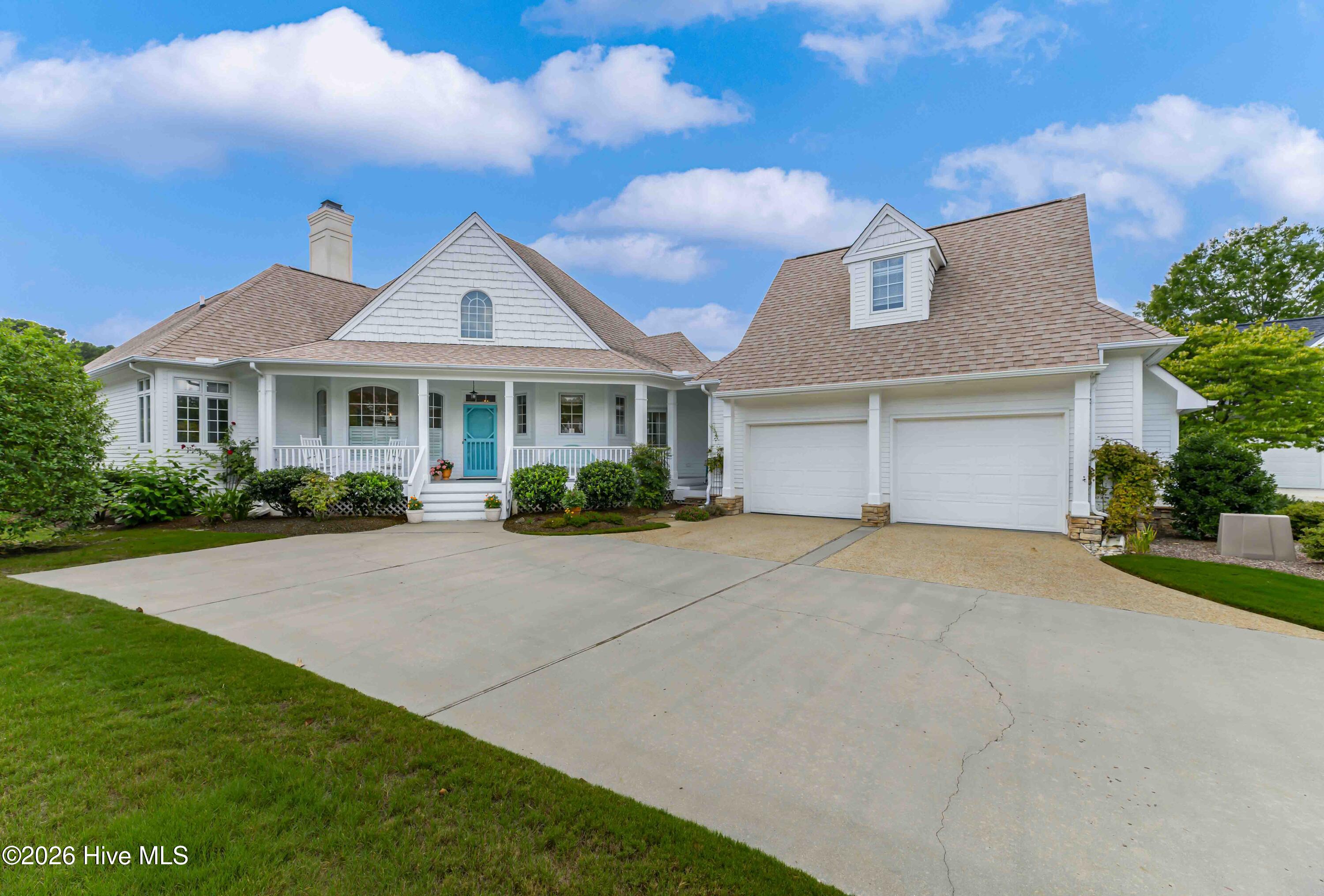 332 Magnolia Circle Property Photo 4