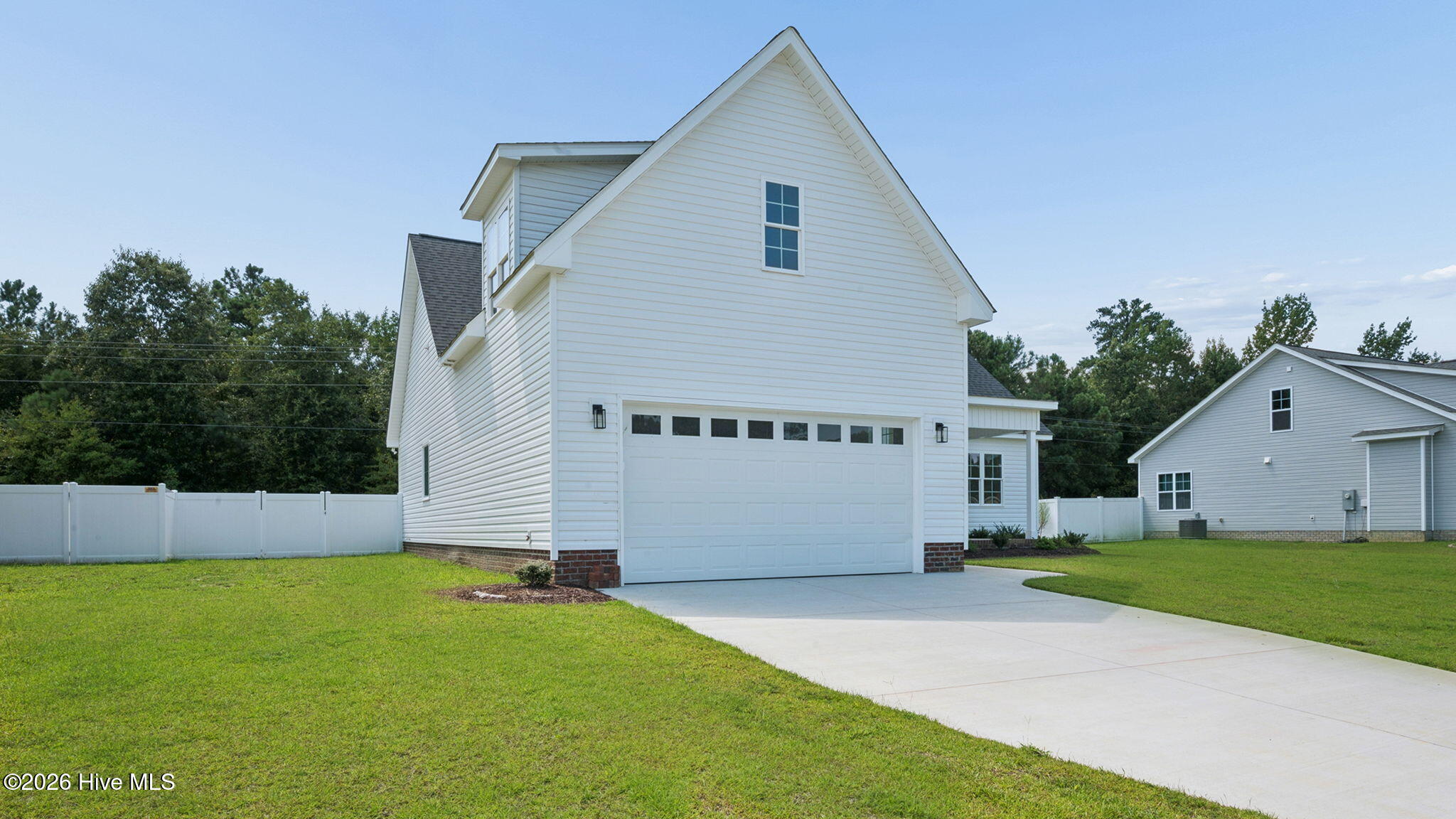 3301 School View Drive Property Photo 3