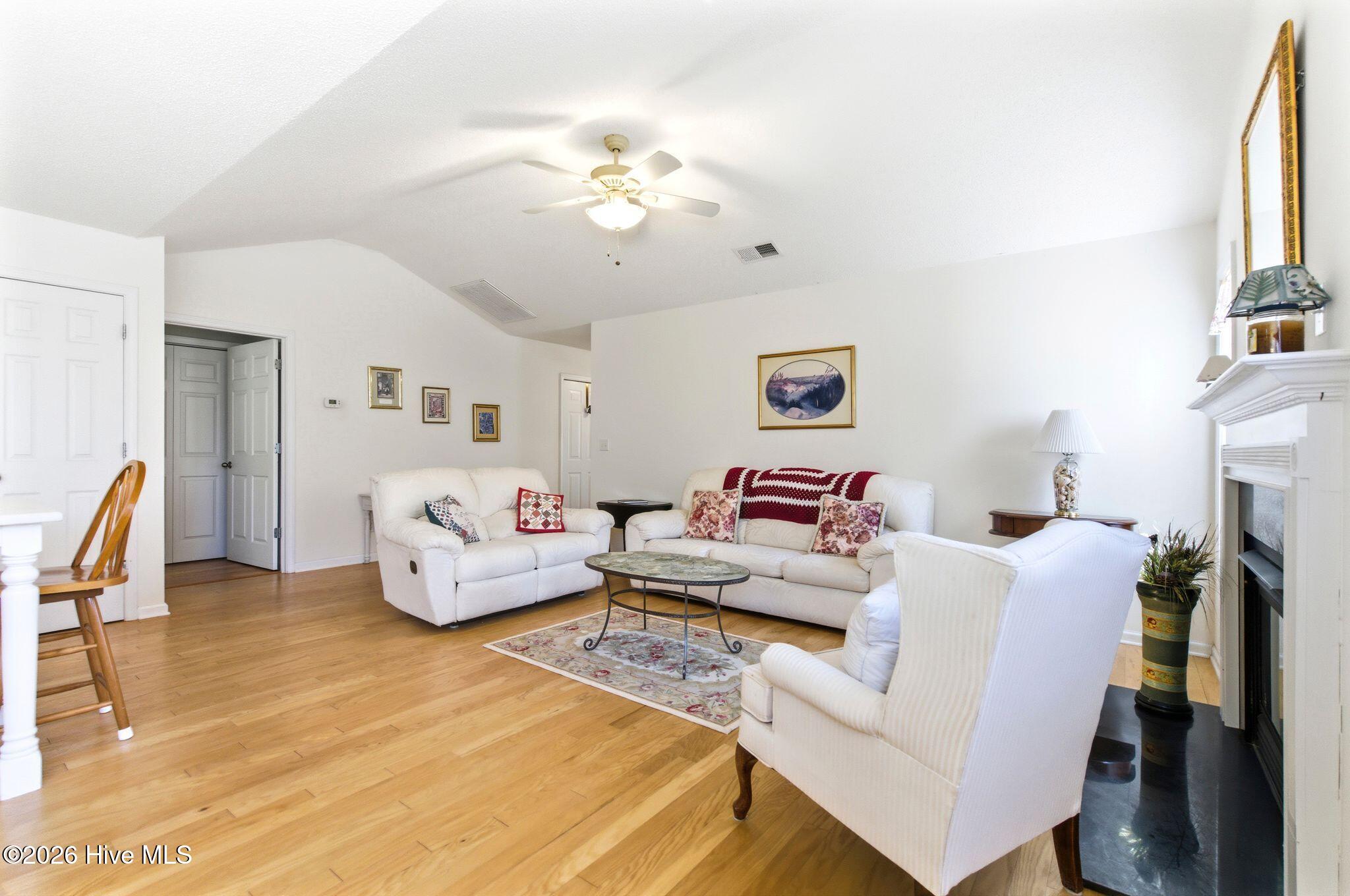 111 Bay Tree Circle Property Photo 10