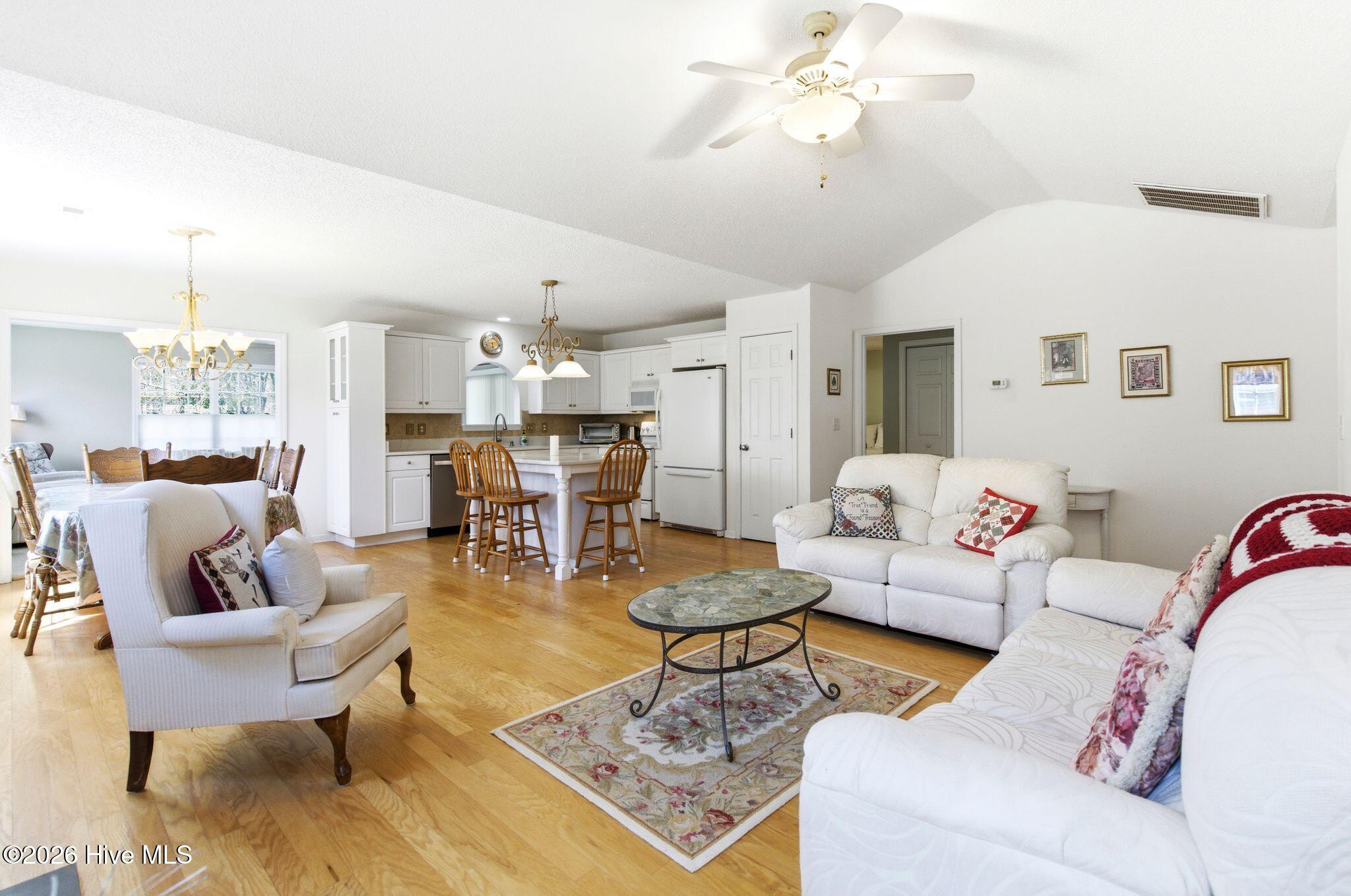 111 Bay Tree Circle Property Photo 16