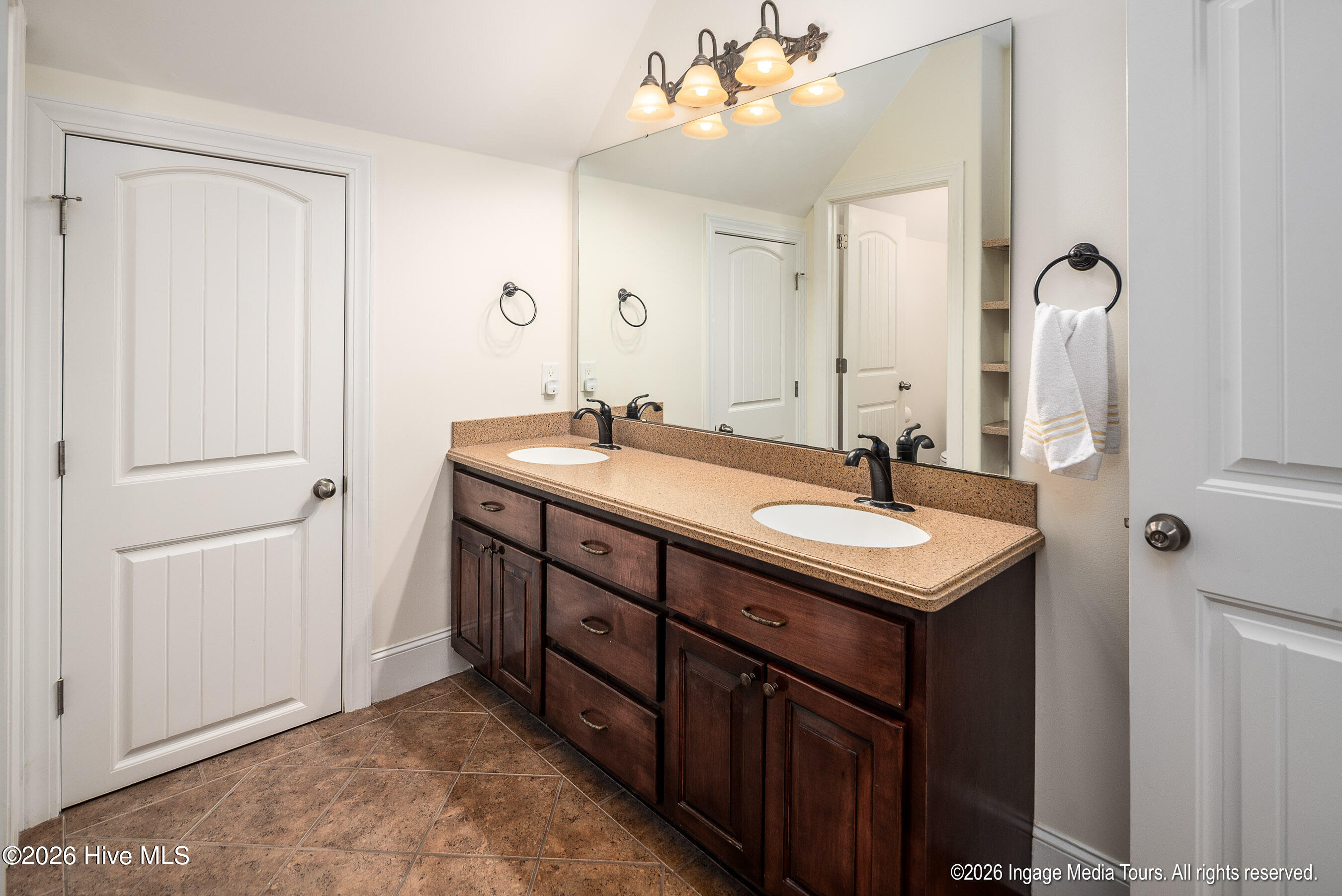180 Tate Road Property Photo 44