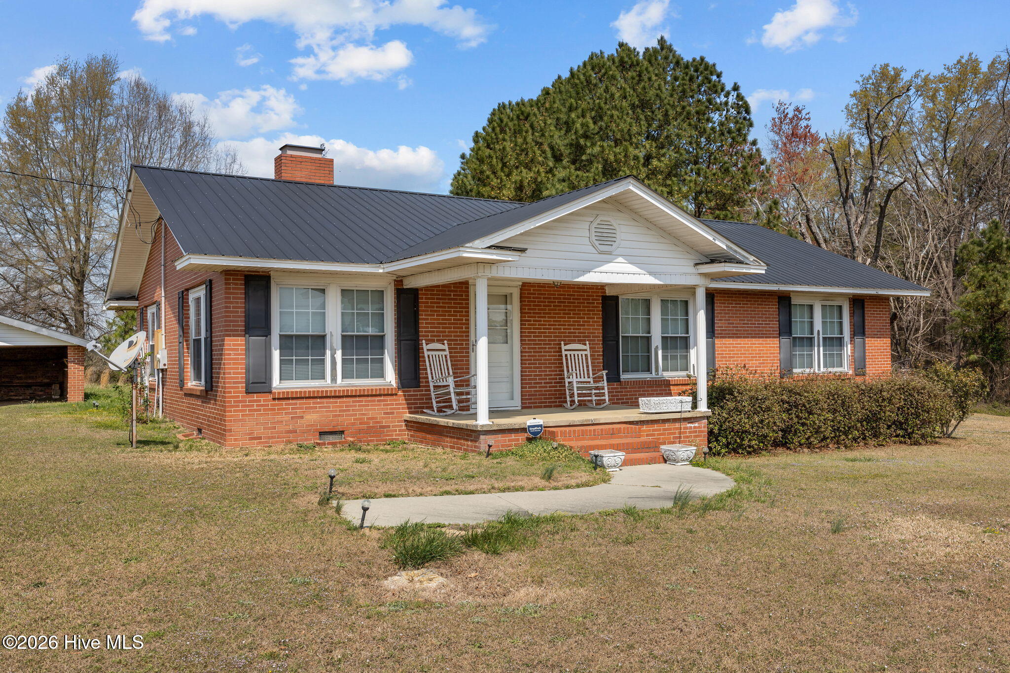 1739 Mcduffie Road Property Photo 2