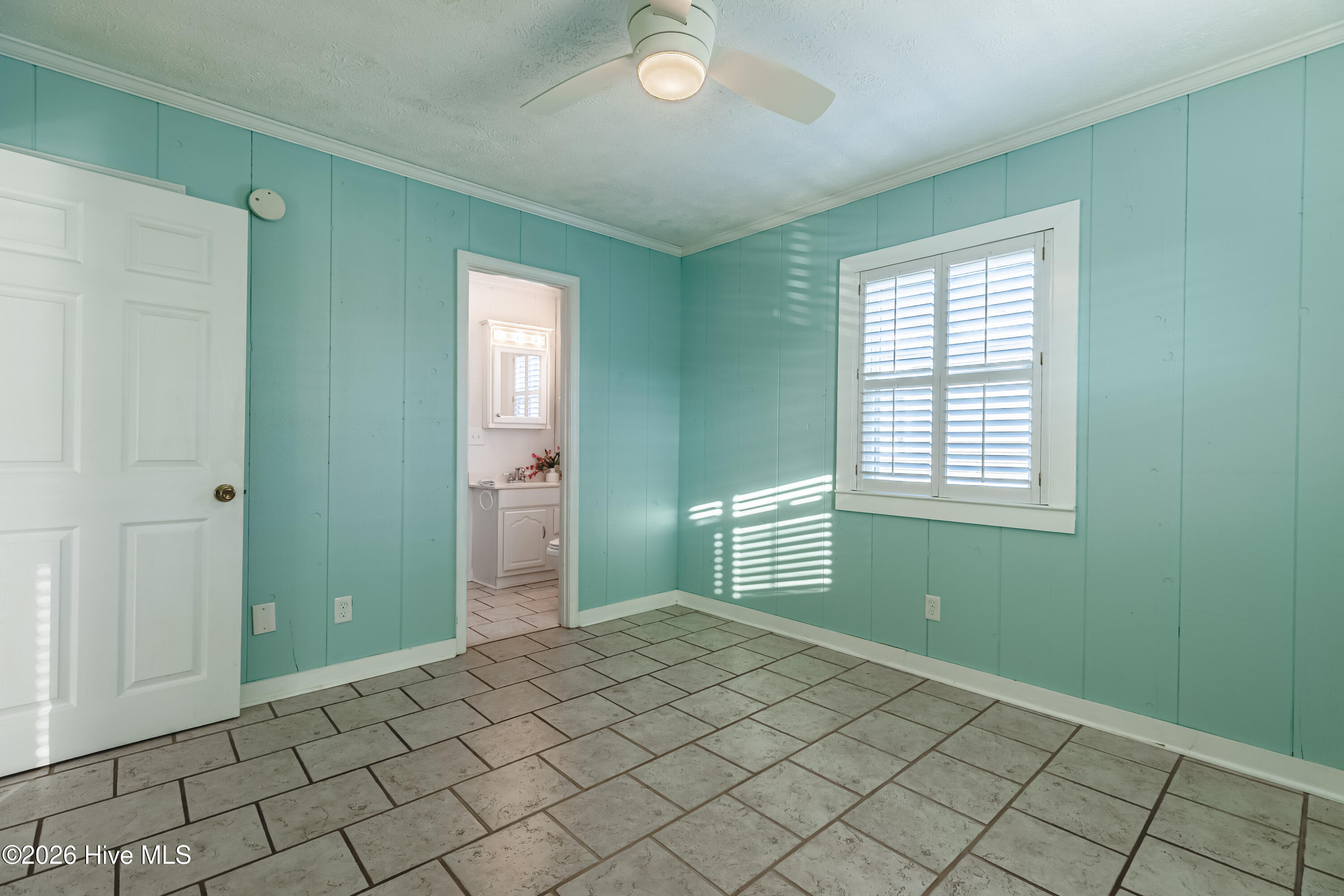 406 36th Street Property Photo 23