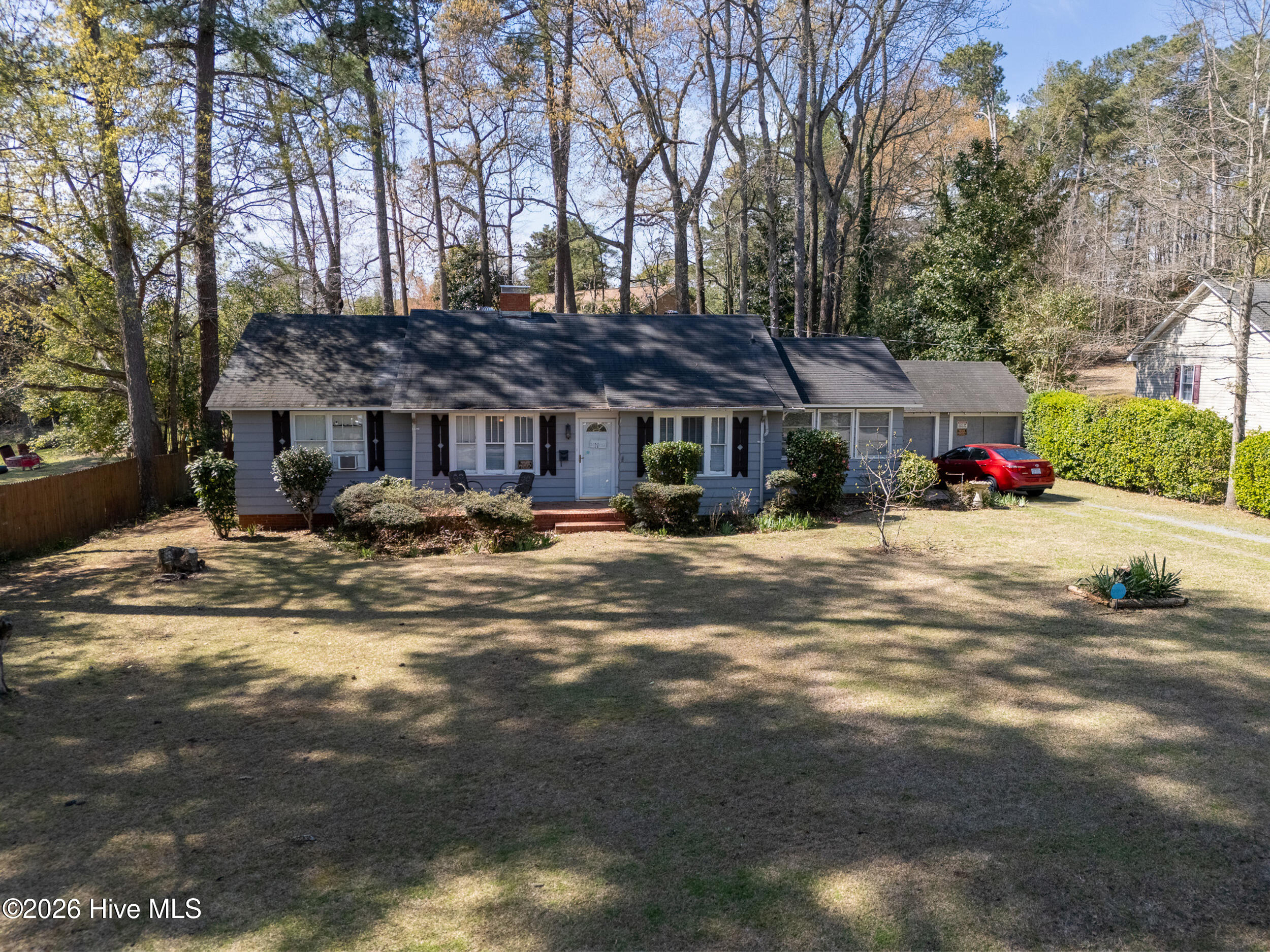 515 N Pine Lane Property Photo 1