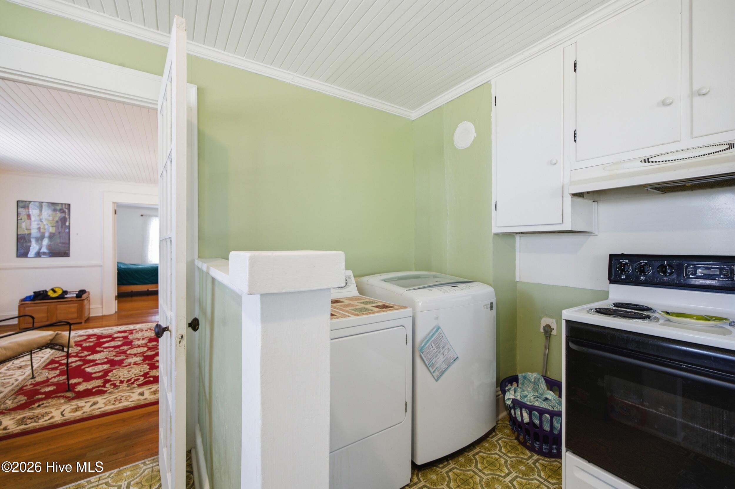 515 N Pine Lane Property Photo 8