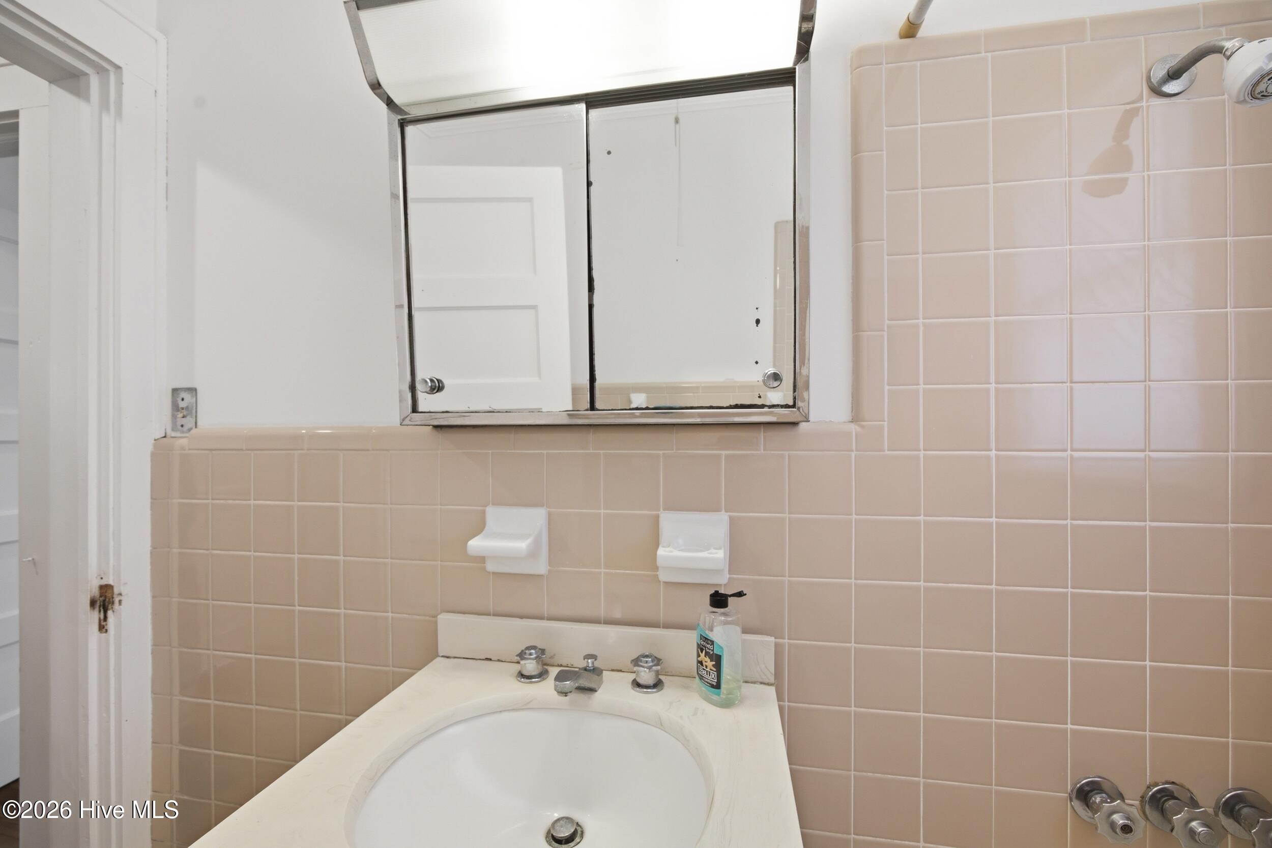 515 N Pine Lane Property Photo 11