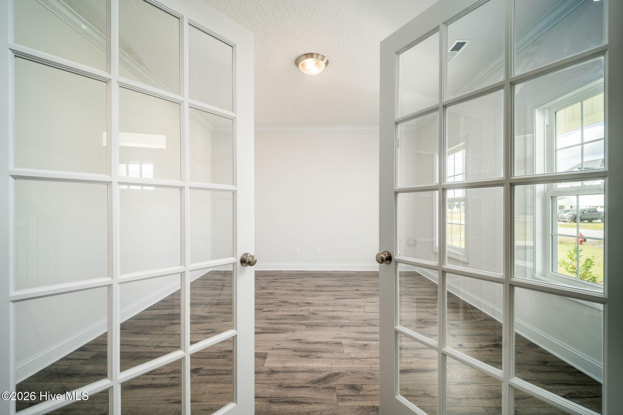 500 Huggins Way Property Photo 6