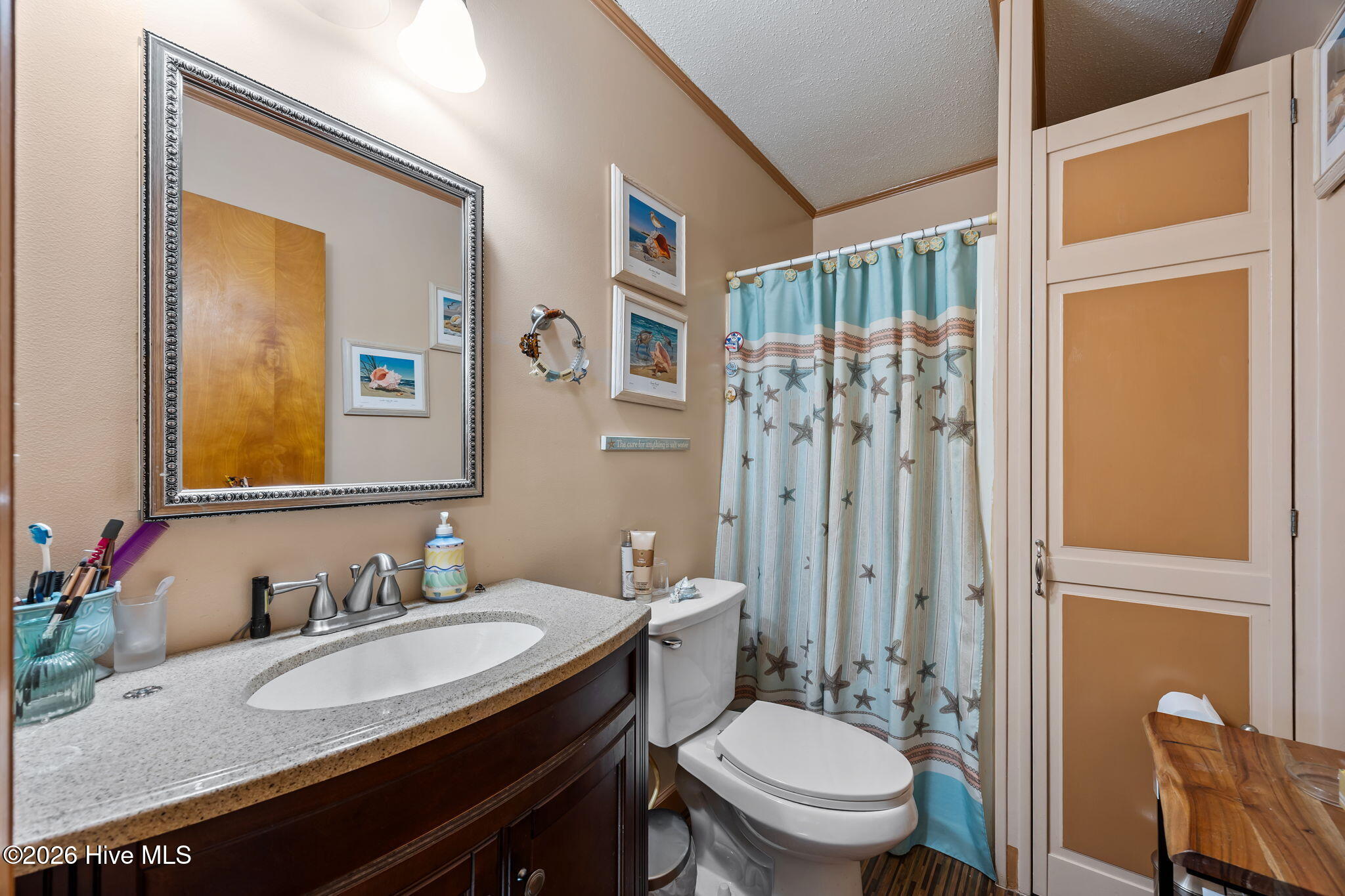 458 Bayview Drive Property Photo 7