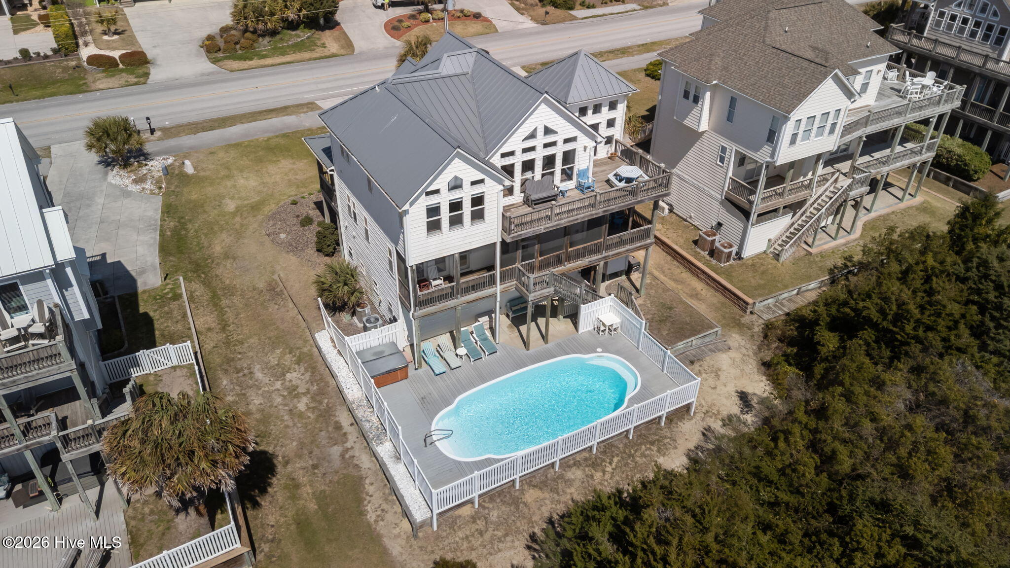 2009 Emerald Drive Property Photo 48