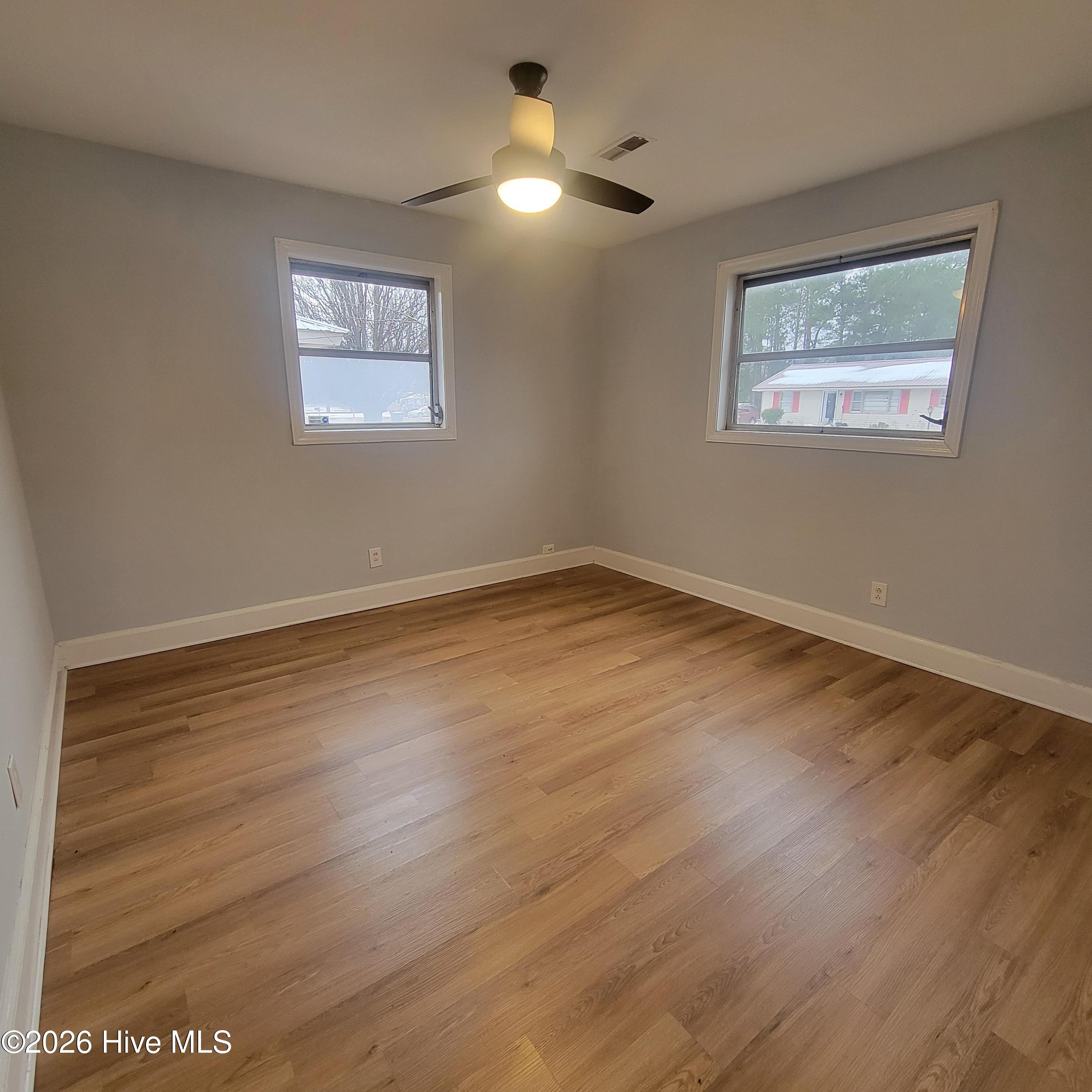 200 S Smith Street Property Photo 6