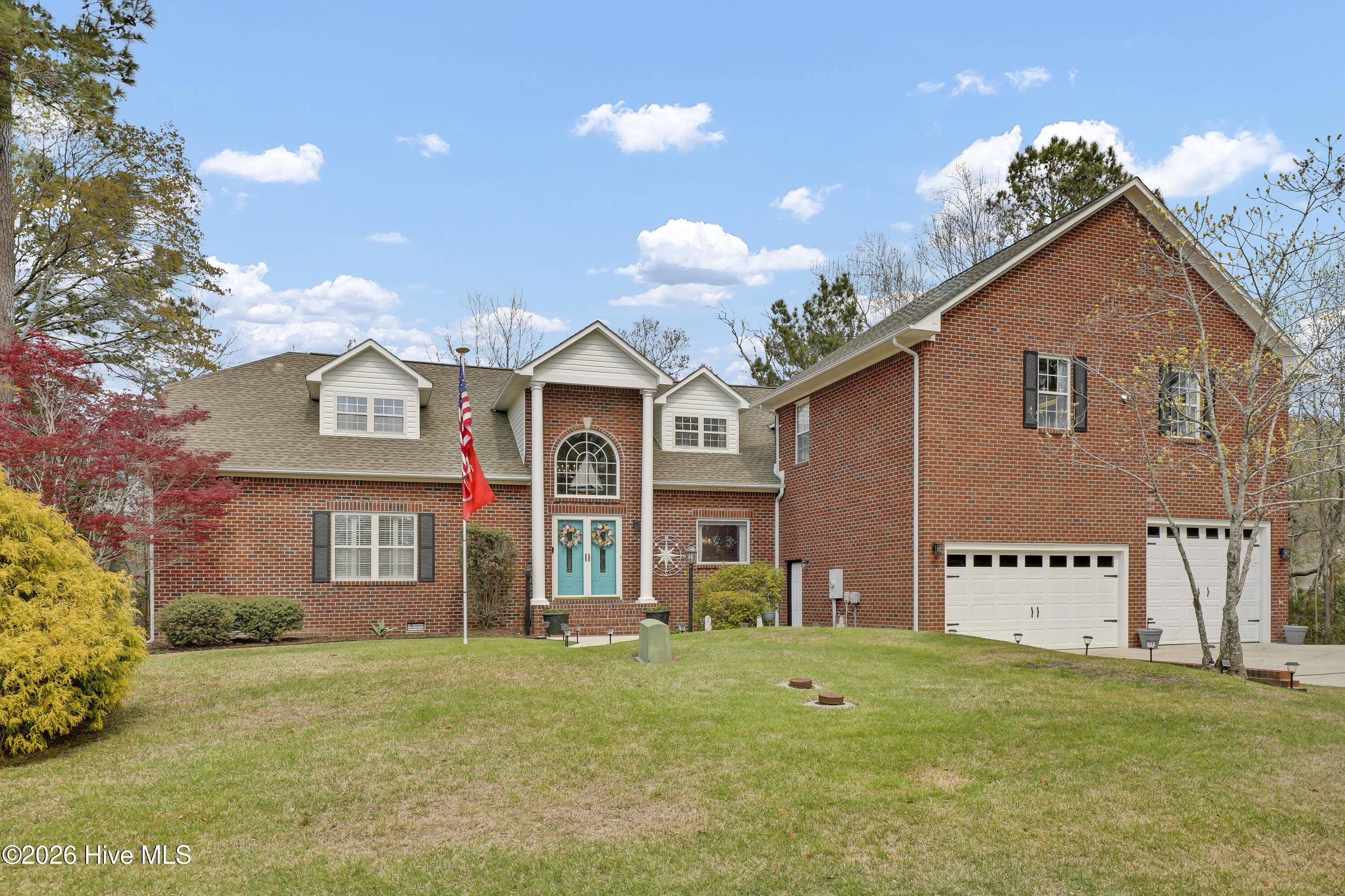 310 Milton Court Property Photo 2
