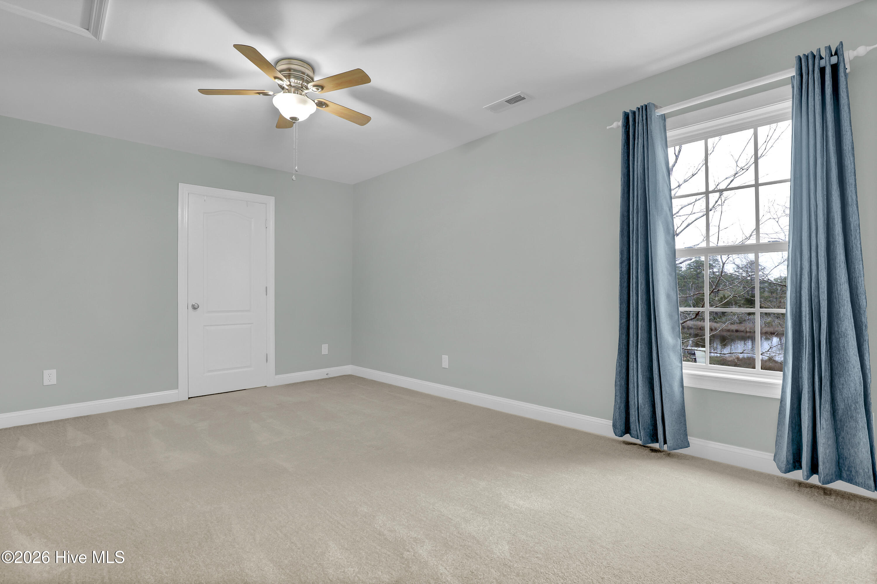 310 Milton Court Property Photo 36
