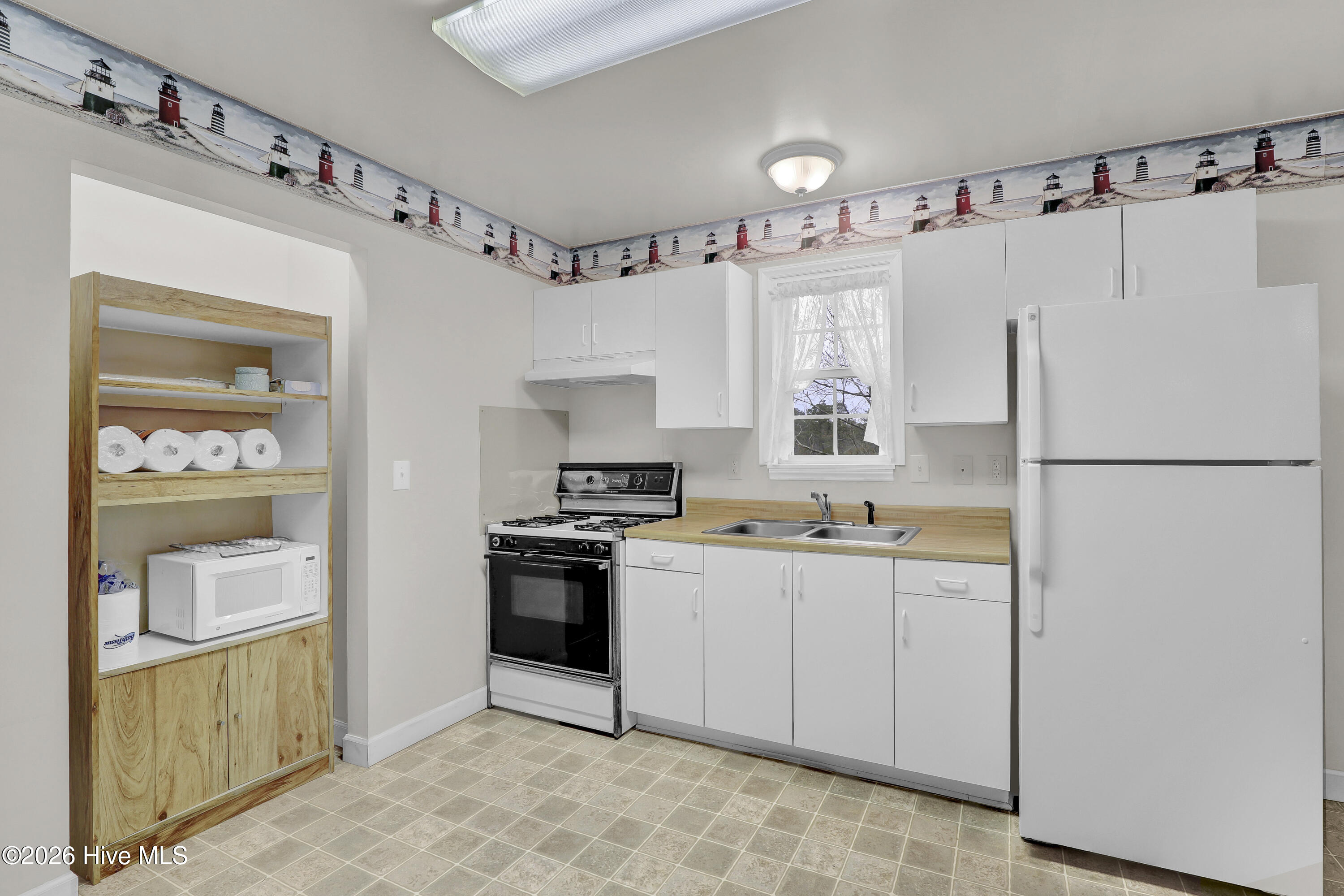 310 Milton Court Property Photo 38