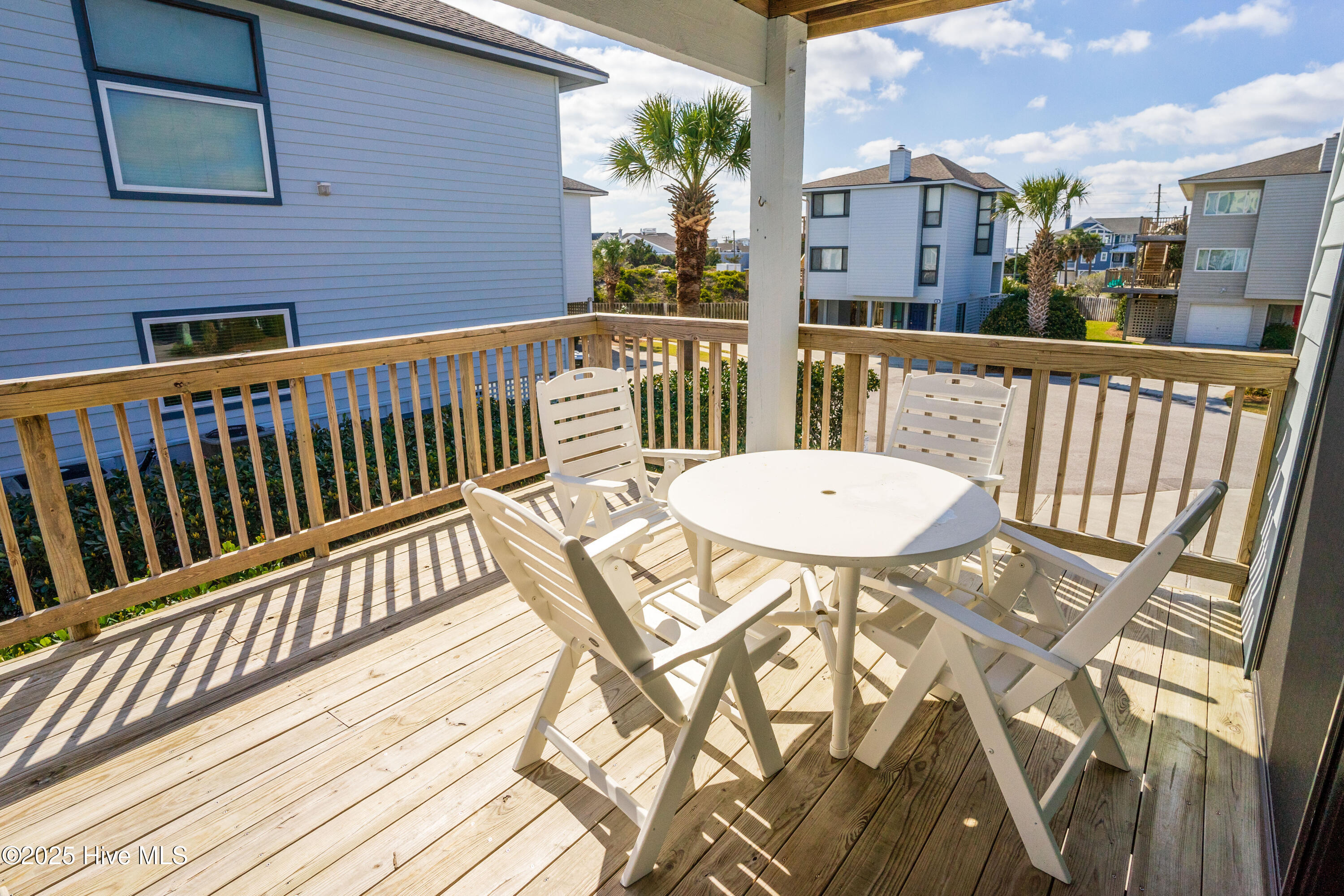 8 Sea Oats Lane Property Photo 6