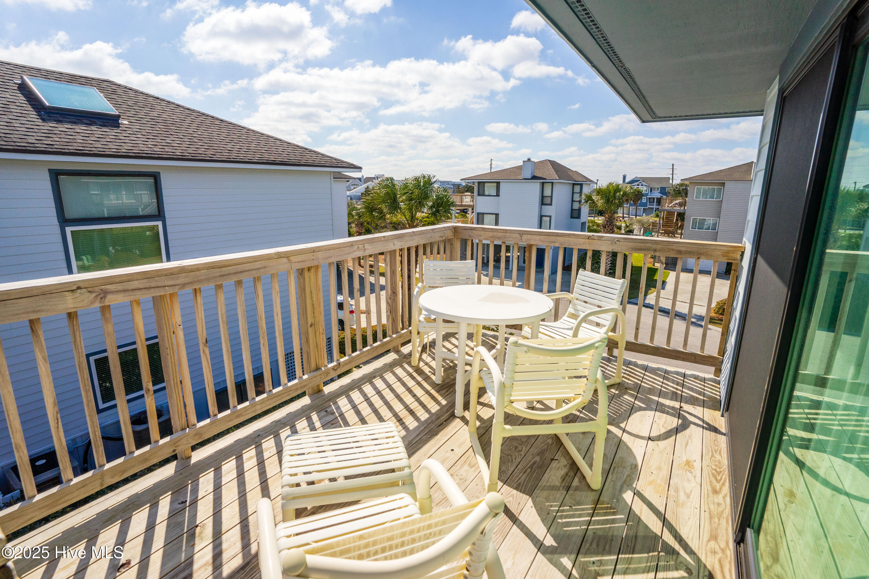 8 Sea Oats Lane Property Photo 7