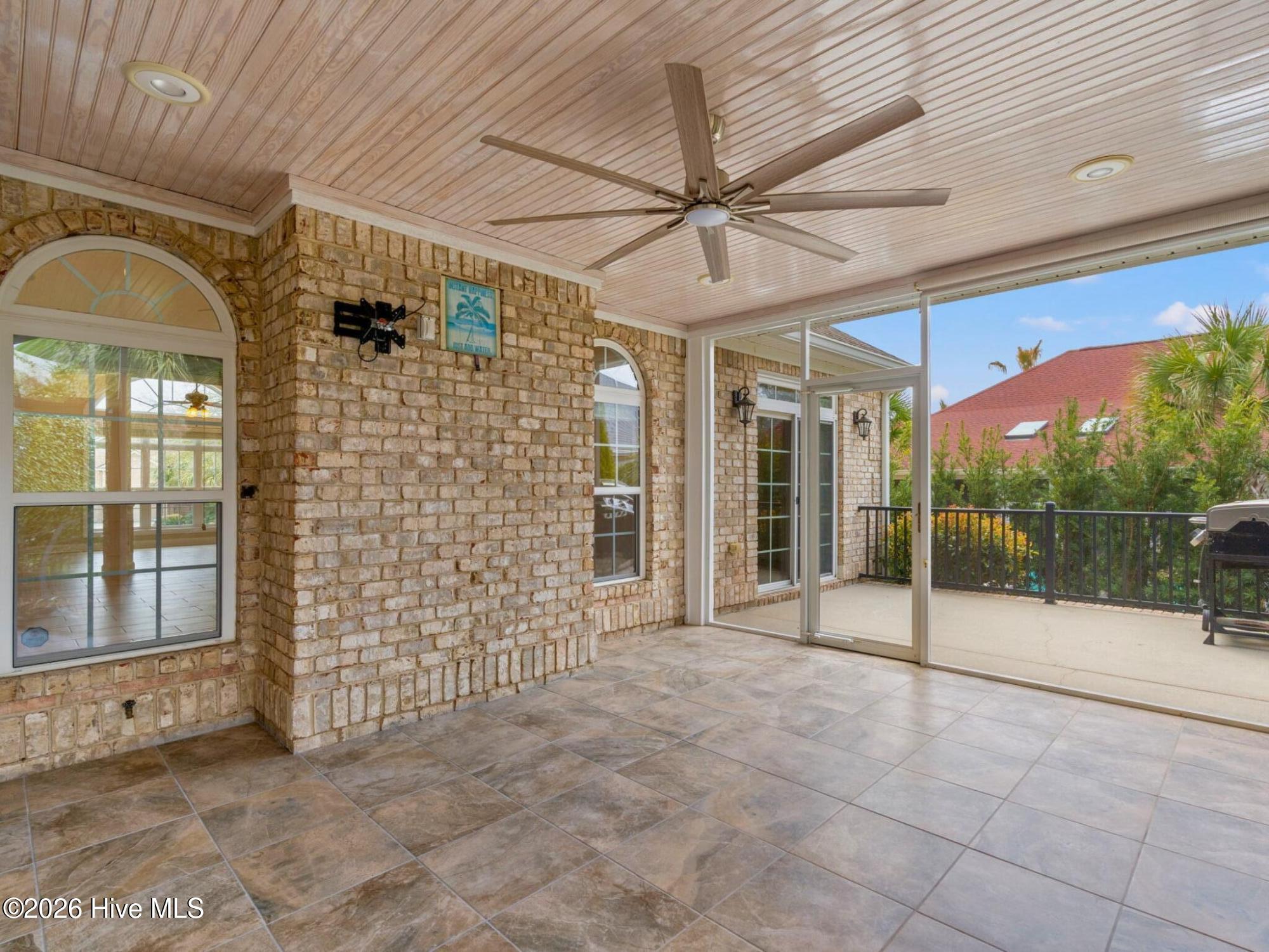 502 Tradewind Court Property Photo 28
