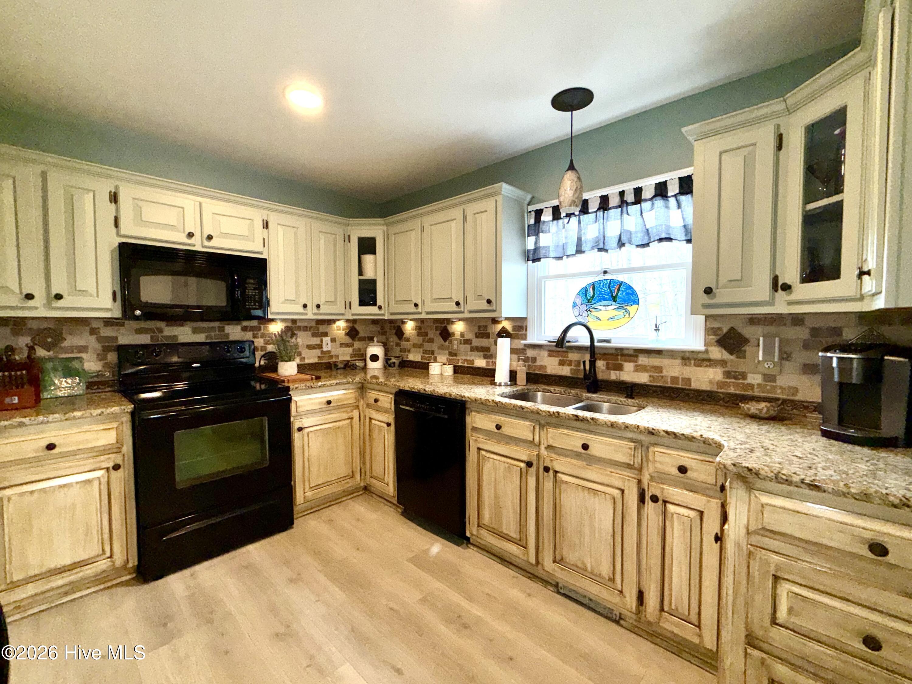 380 Beech Bay Road Property Photo 26