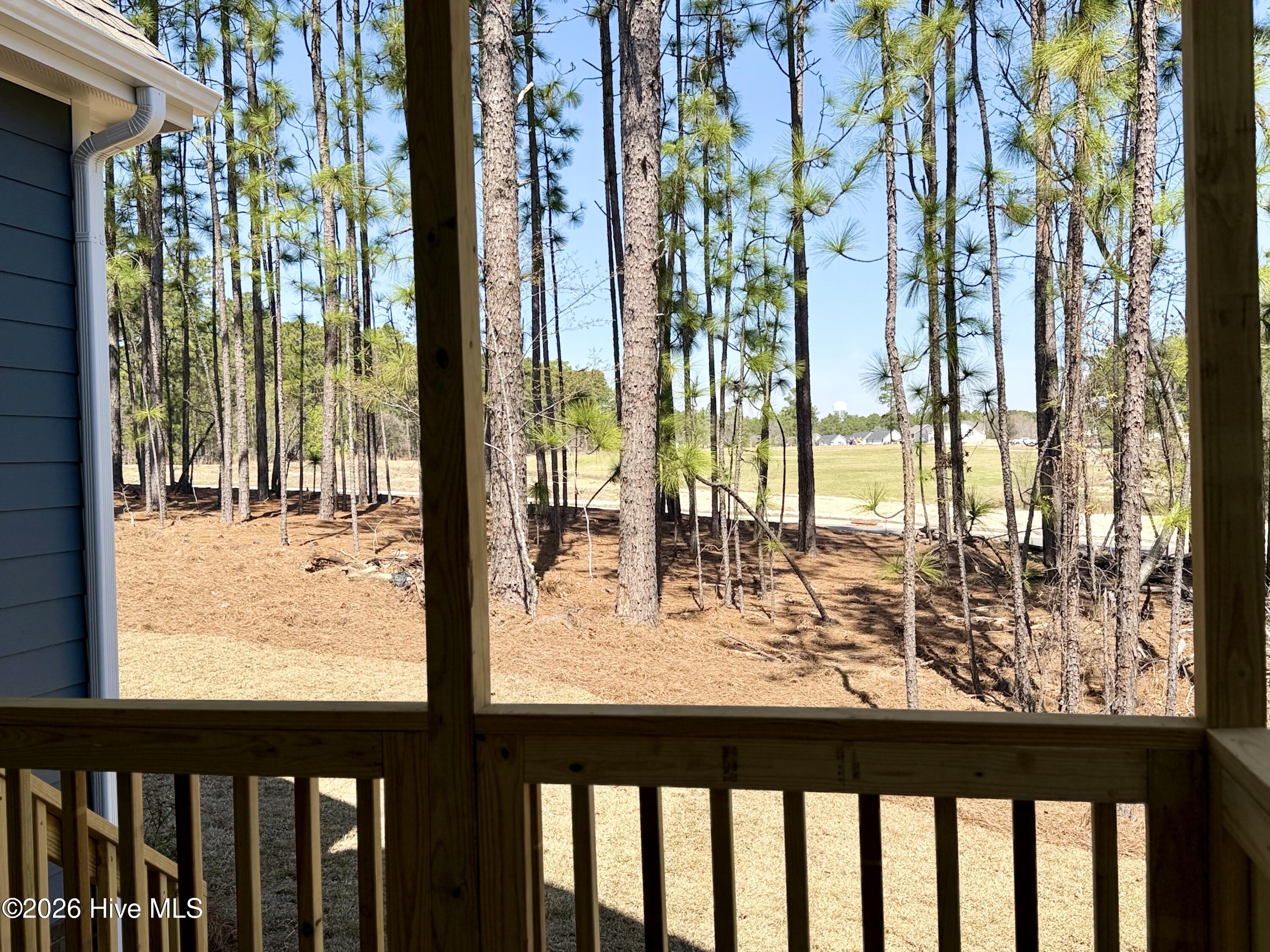 404 Redwater Trail Property Photo 8
