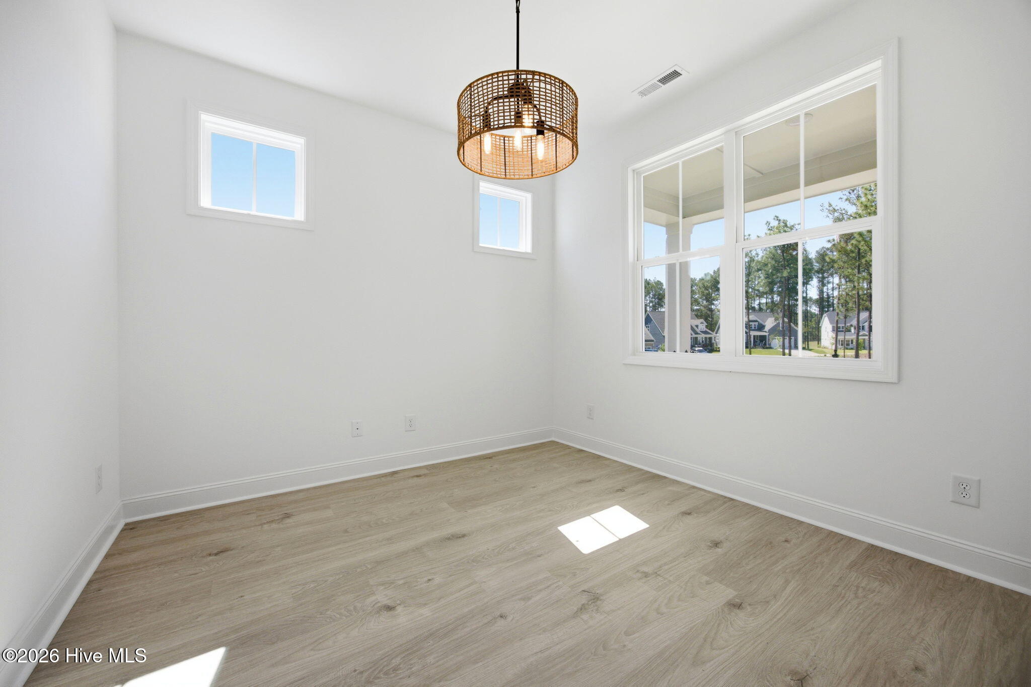 404 Redwater Trail Property Photo 19