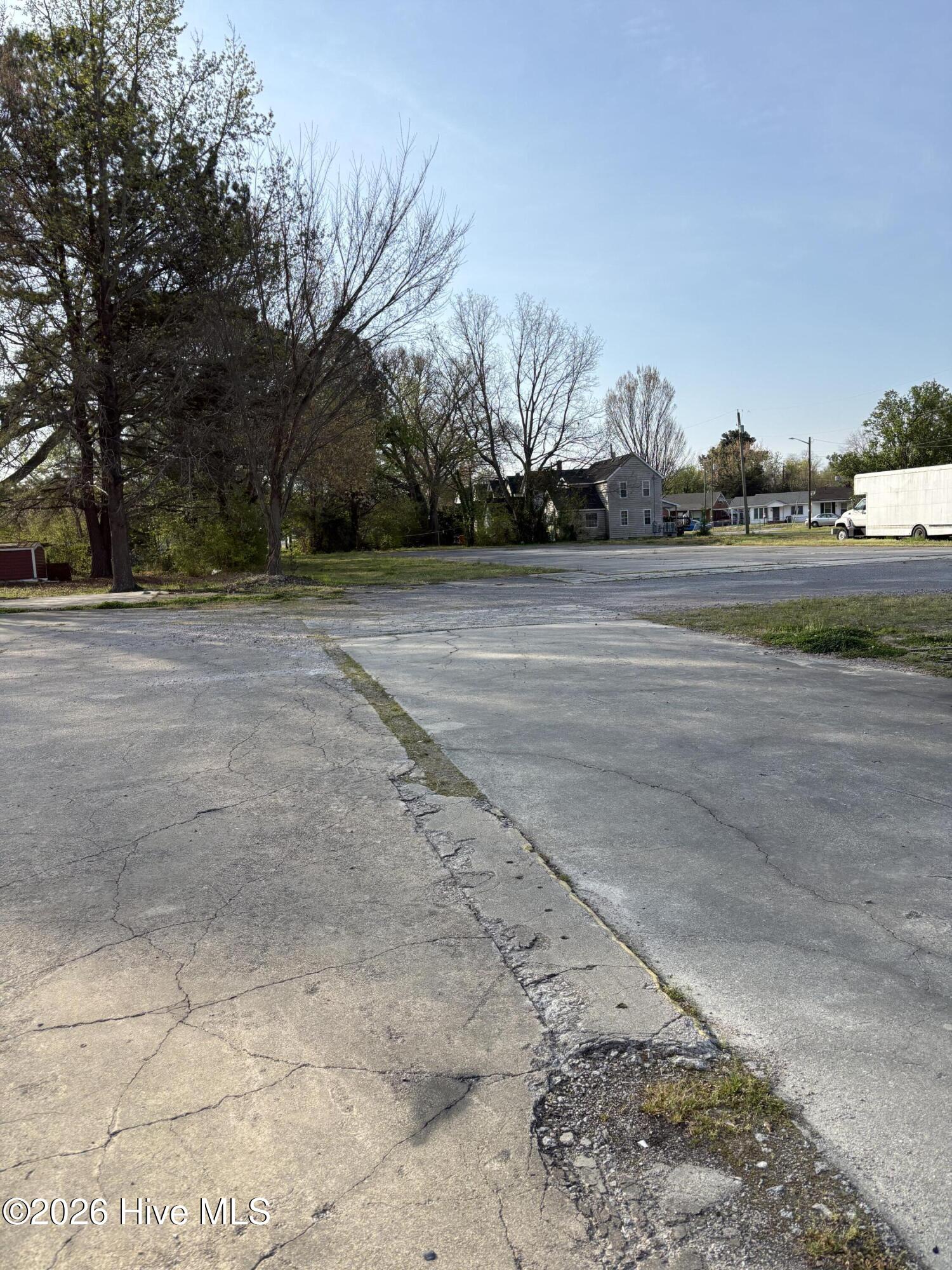 300 N Hughes Boulevard Property Photo 9