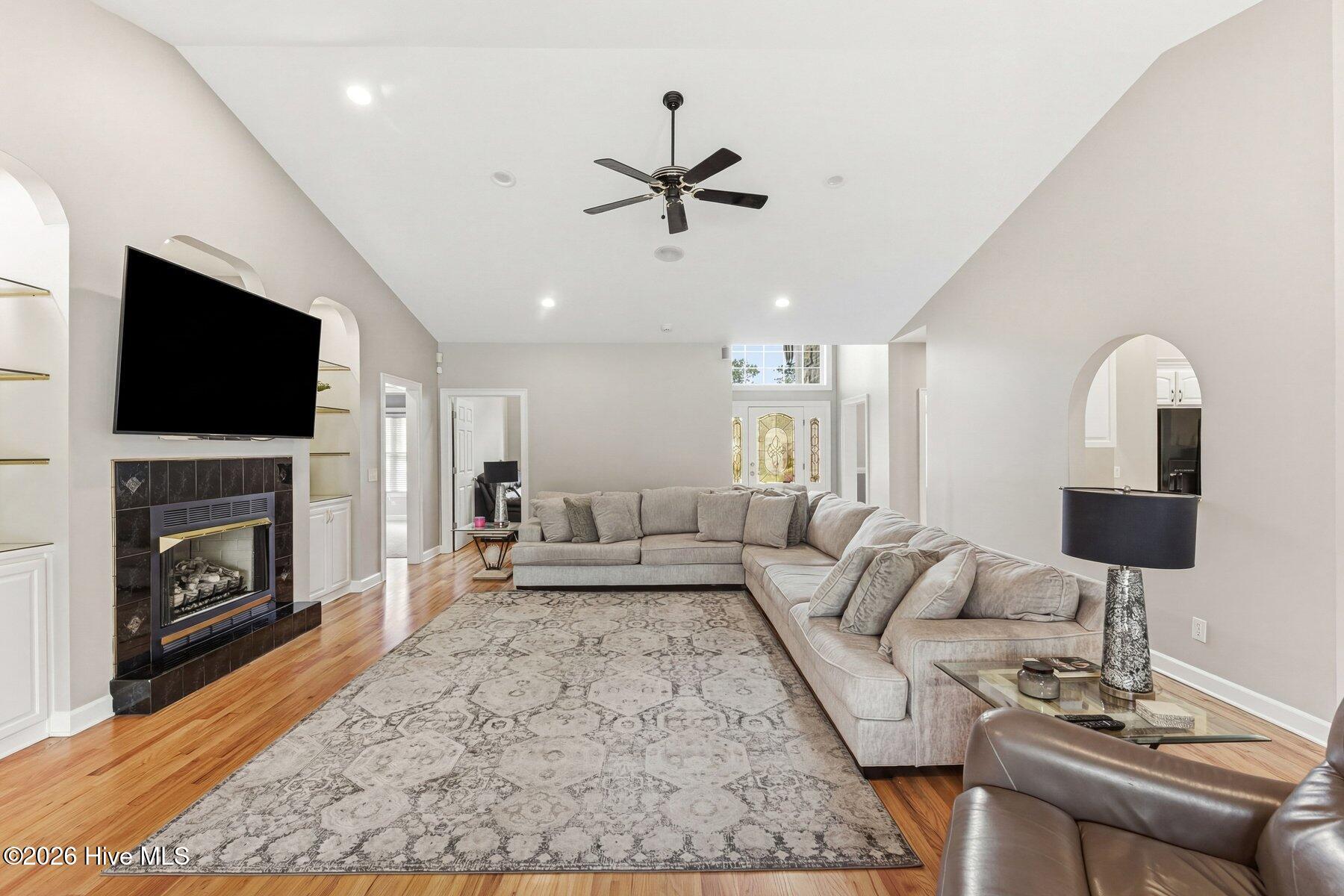 20 Queens Grant Circle Sw Property Photo 8