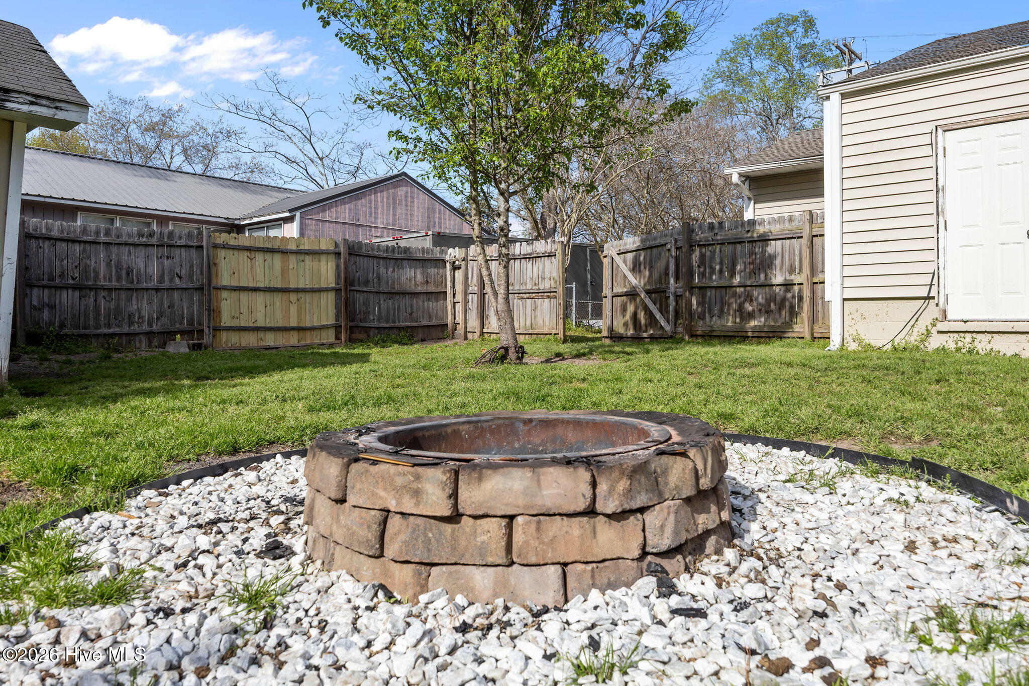 409 Jarman Street Property Photo 33