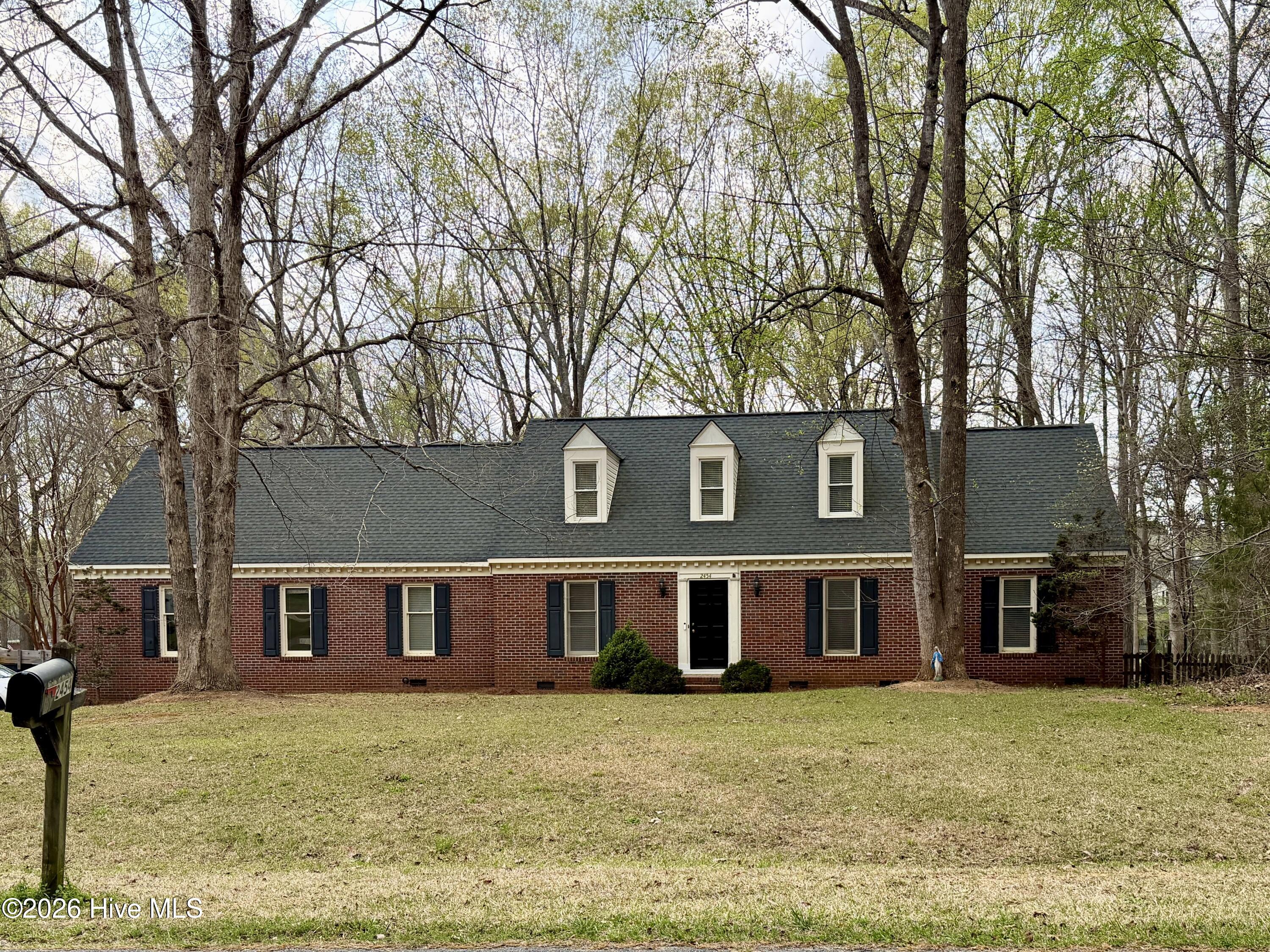 2454 Buckboard Trail Property Photo 2