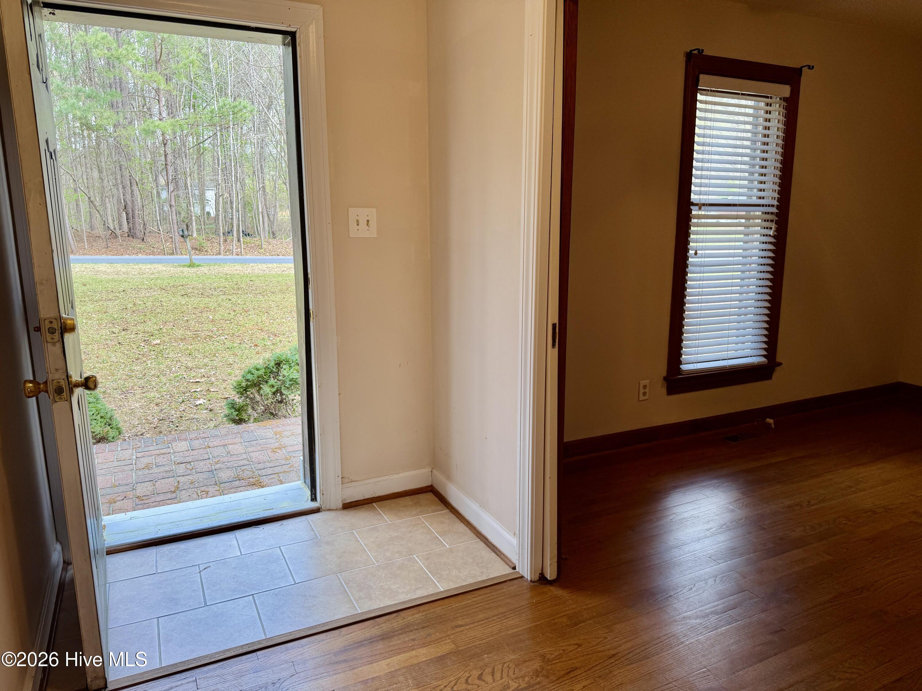 2454 Buckboard Trail Property Photo 5