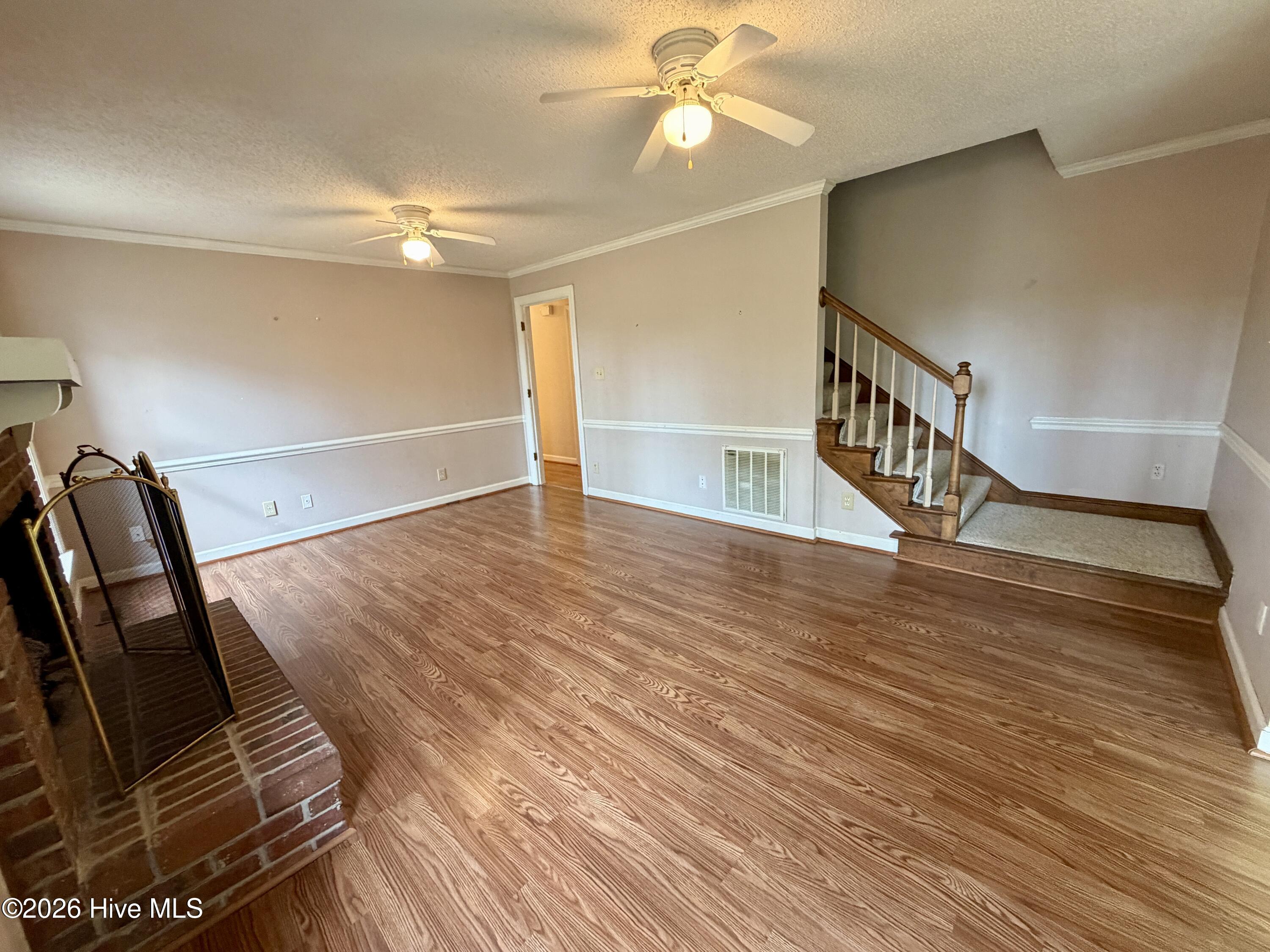 2454 Buckboard Trail Property Photo 13