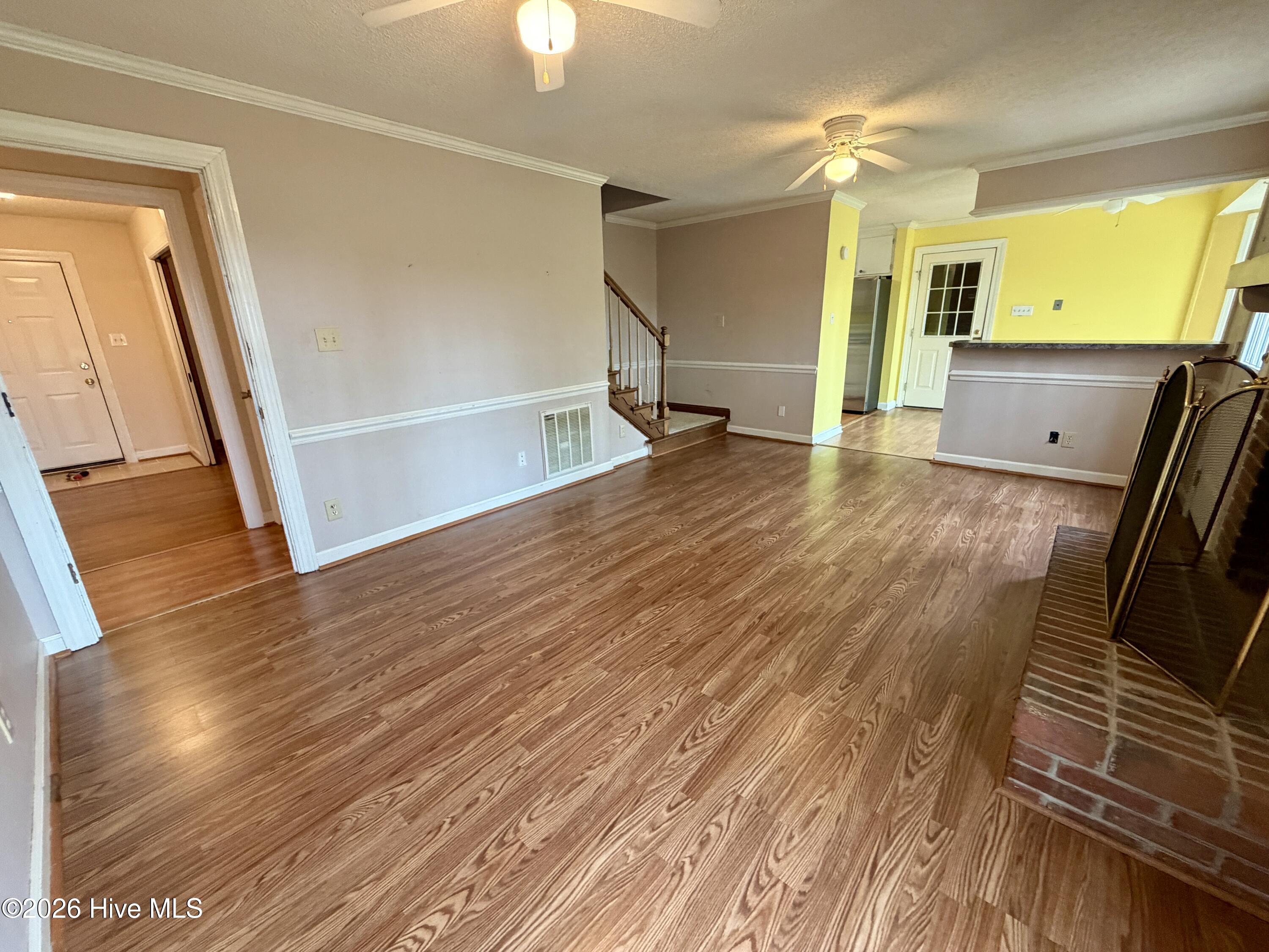 2454 Buckboard Trail Property Photo 14