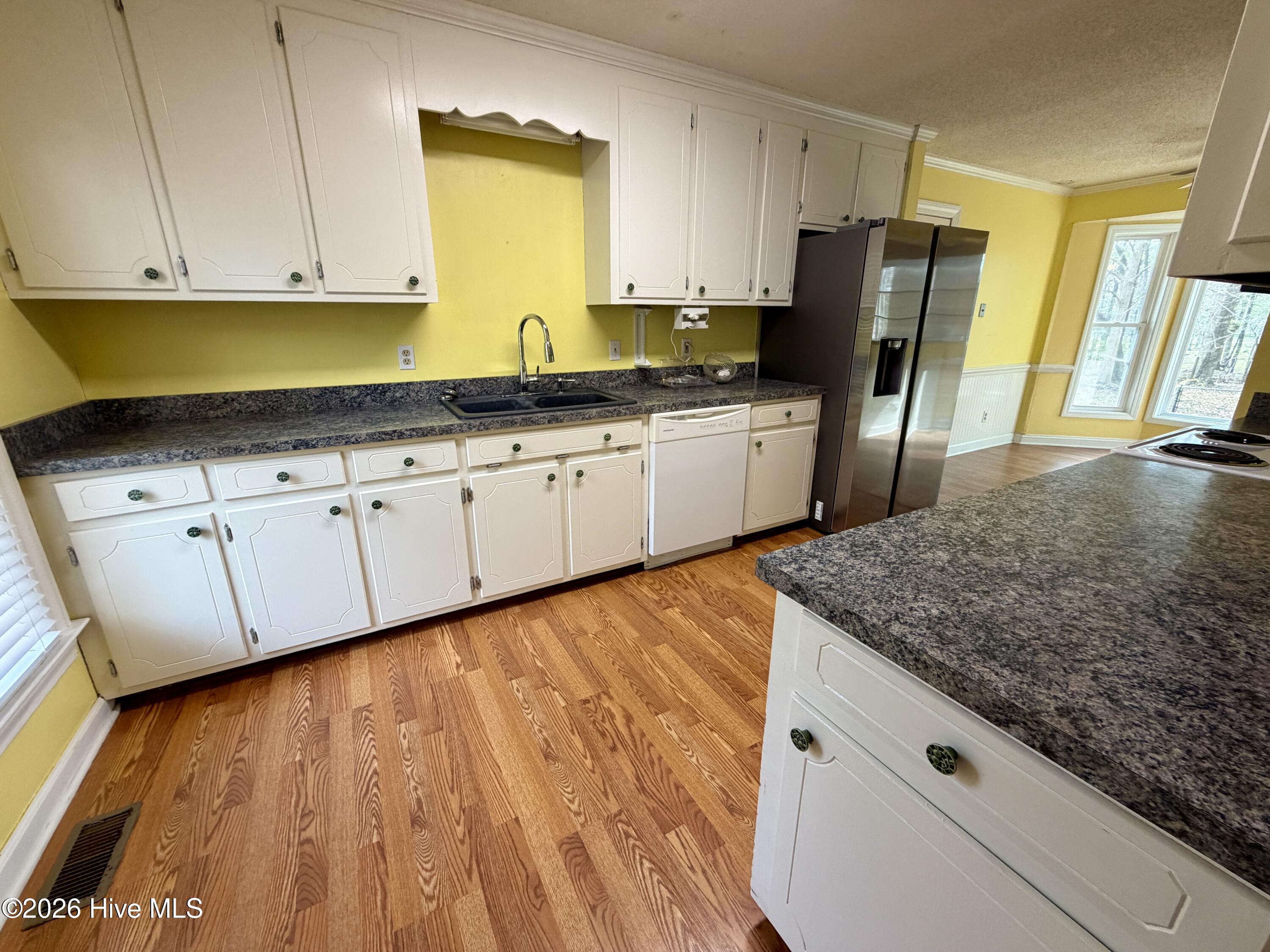 2454 Buckboard Trail Property Photo 21