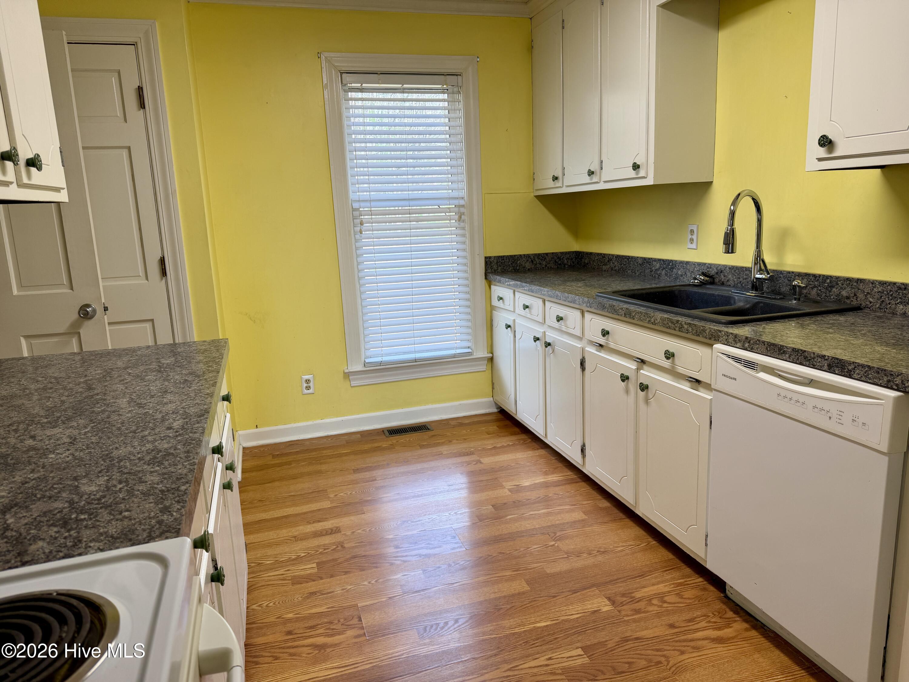 2454 Buckboard Trail Property Photo 23