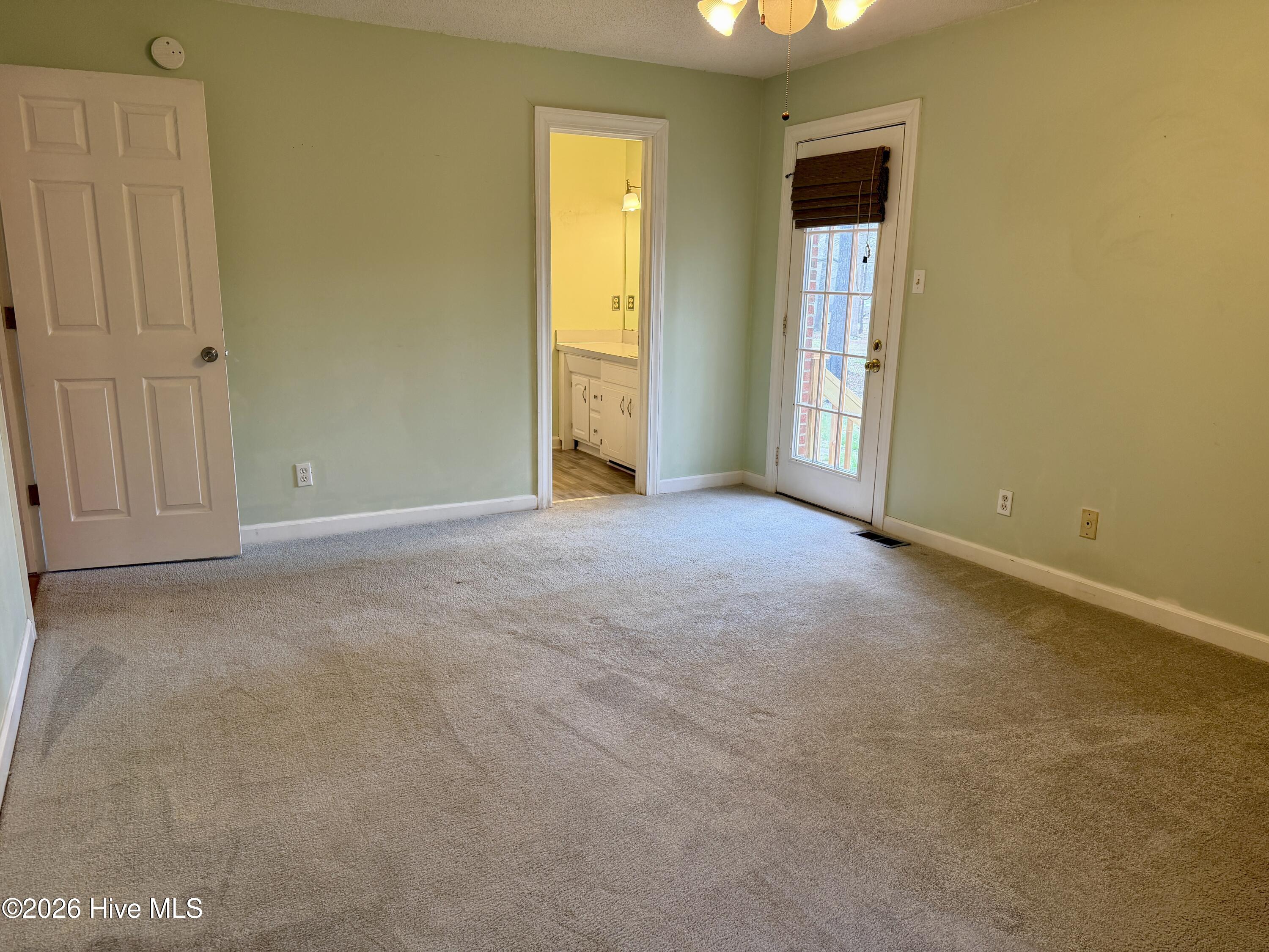 2454 Buckboard Trail Property Photo 32
