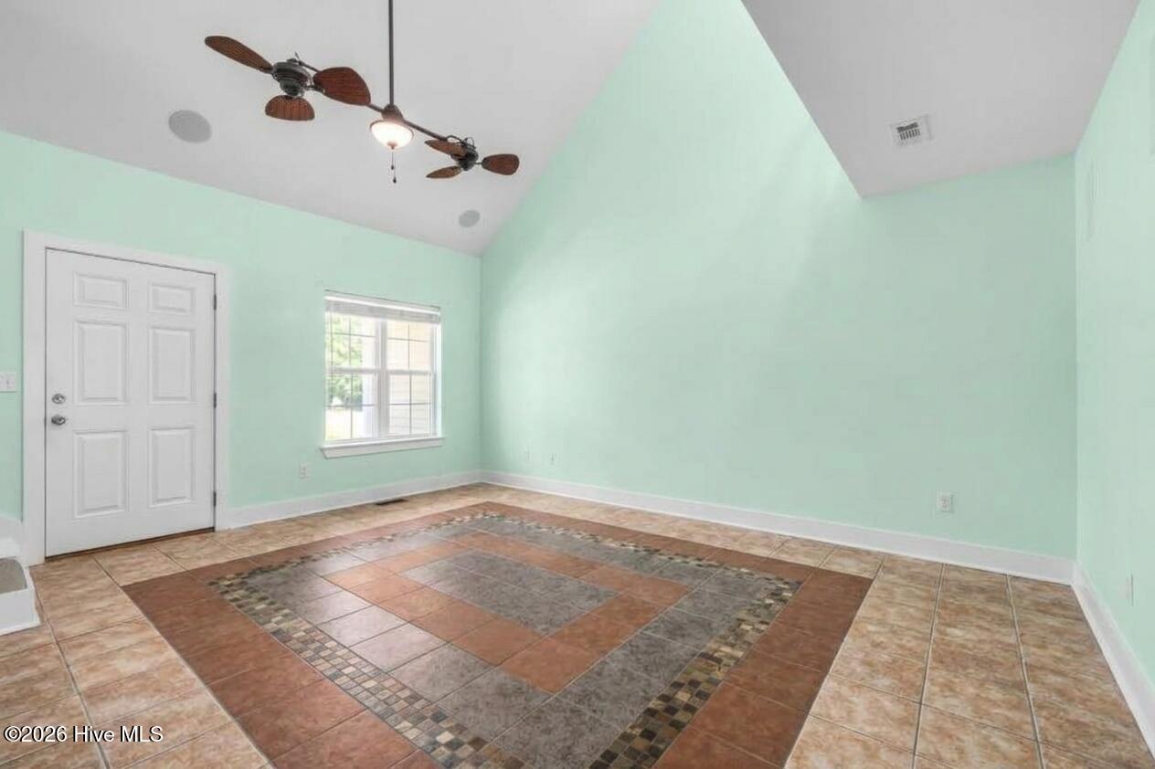 709 Windy Trail Property Photo 3