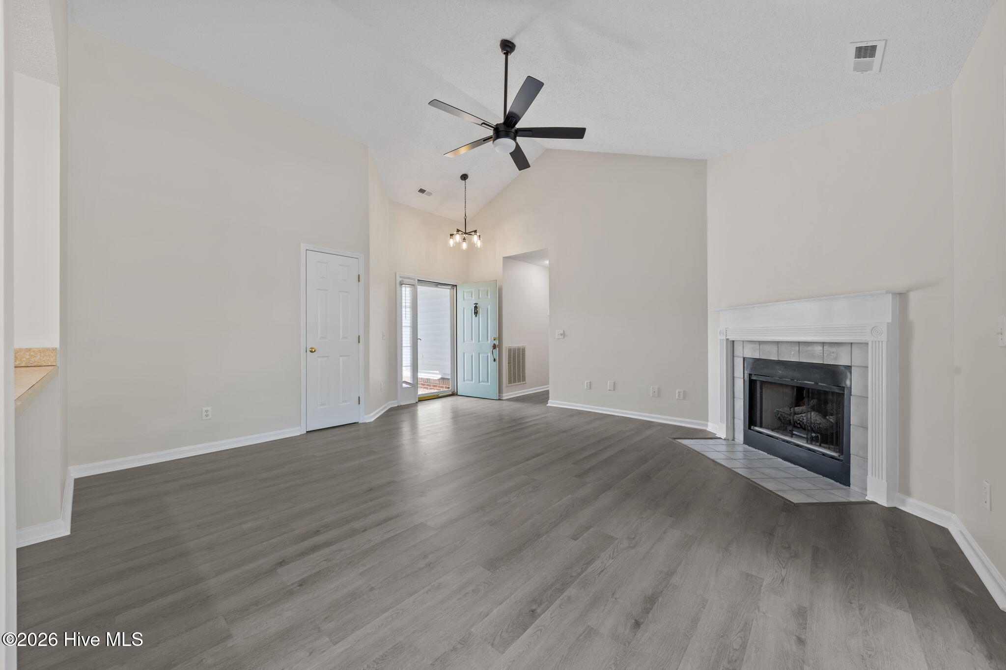 110 Kensington Way Property Photo 15