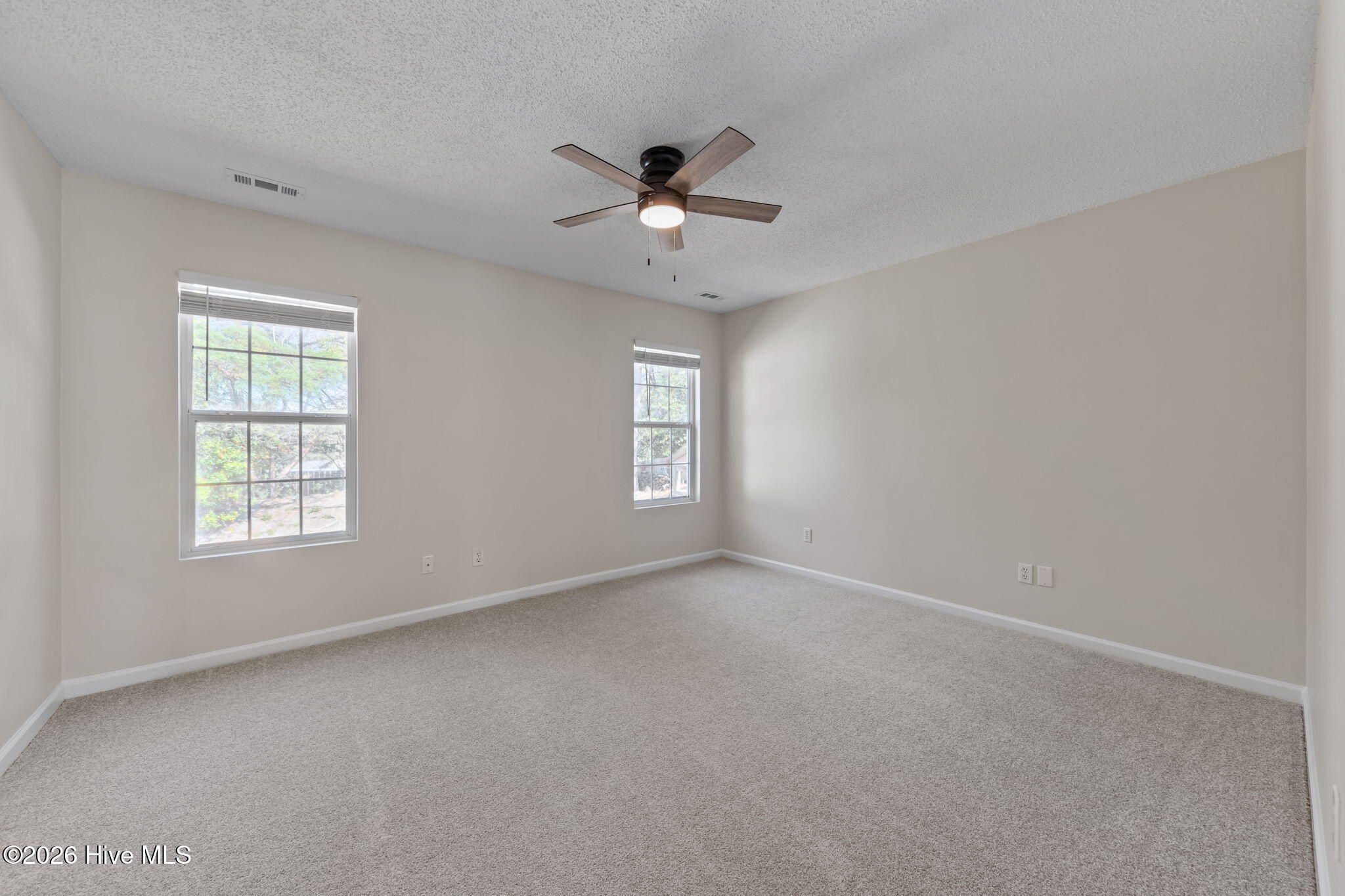 110 Kensington Way Property Photo 16