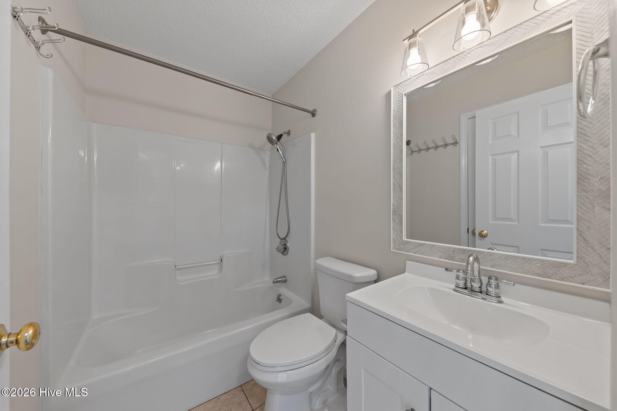110 Kensington Way Property Photo 21