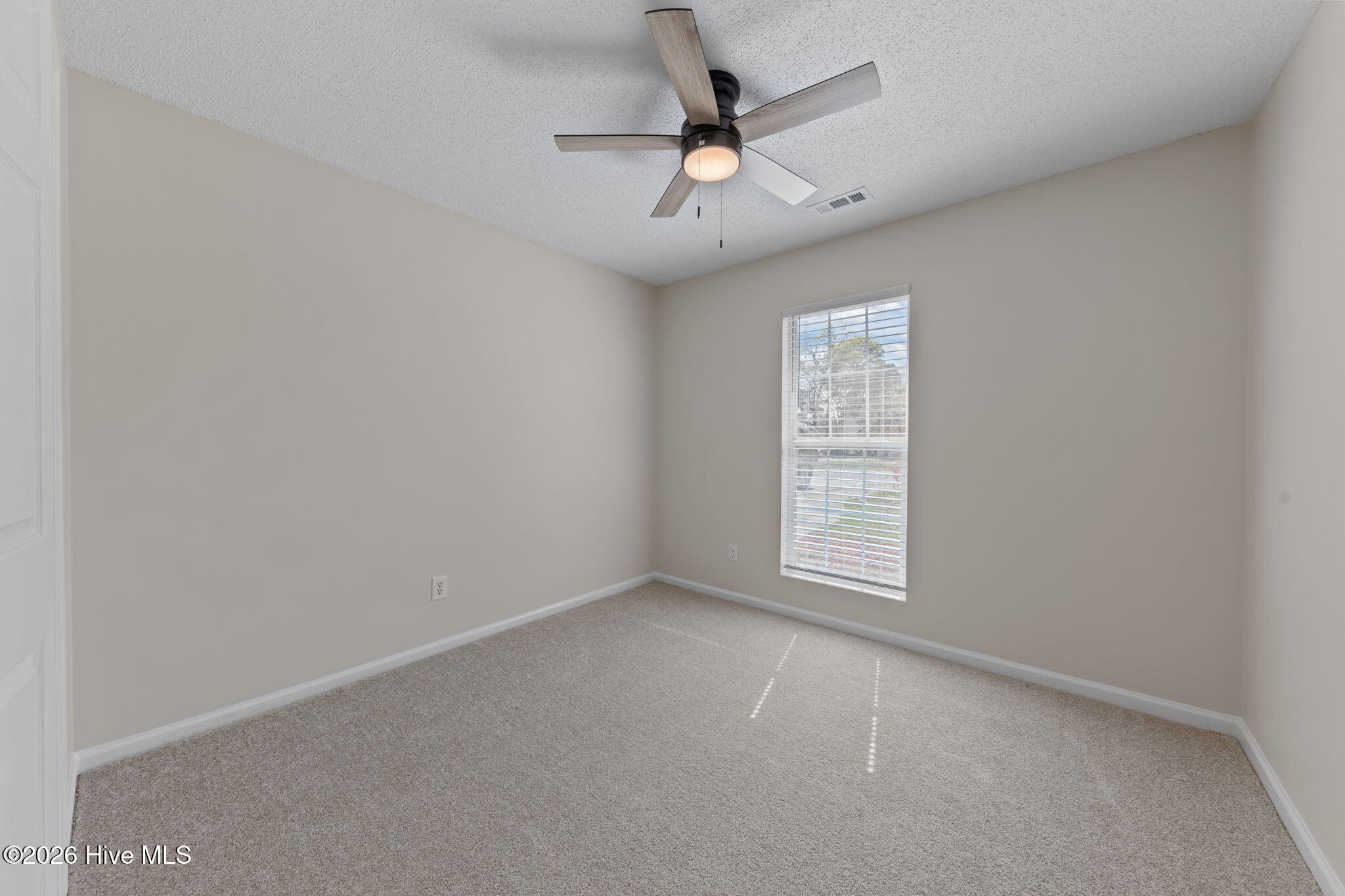 110 Kensington Way Property Photo 23