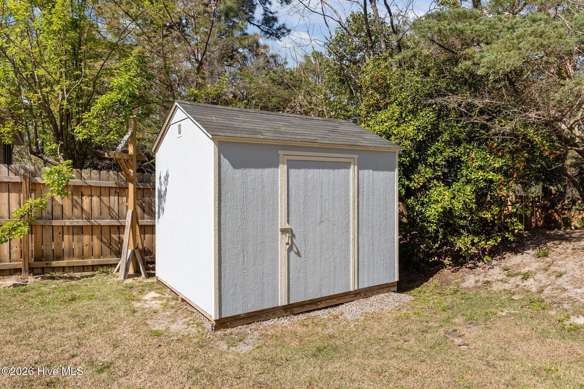110 Kensington Way Property Photo 29