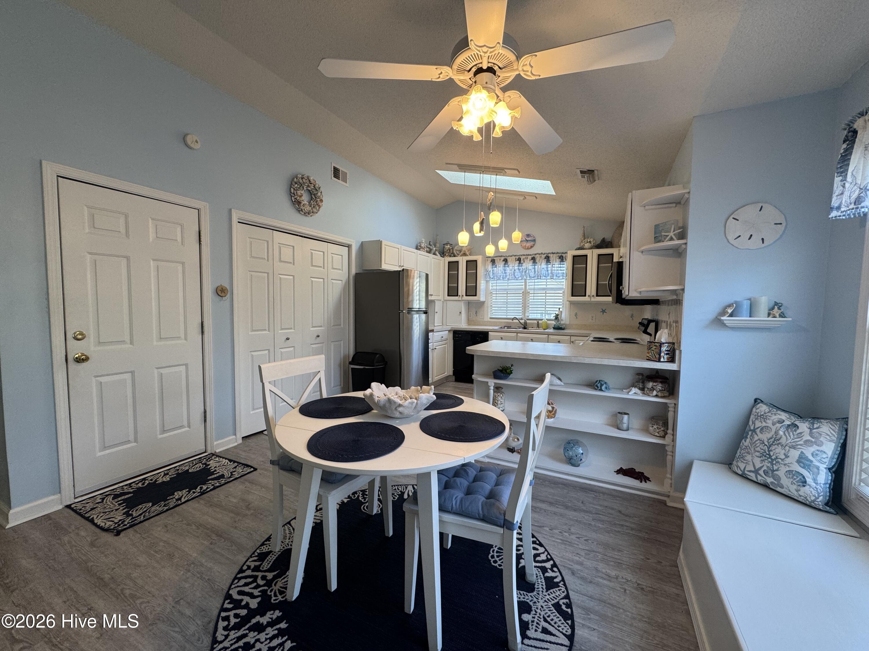 489 Pepper Breeze Avenue Sw Property Photo 12