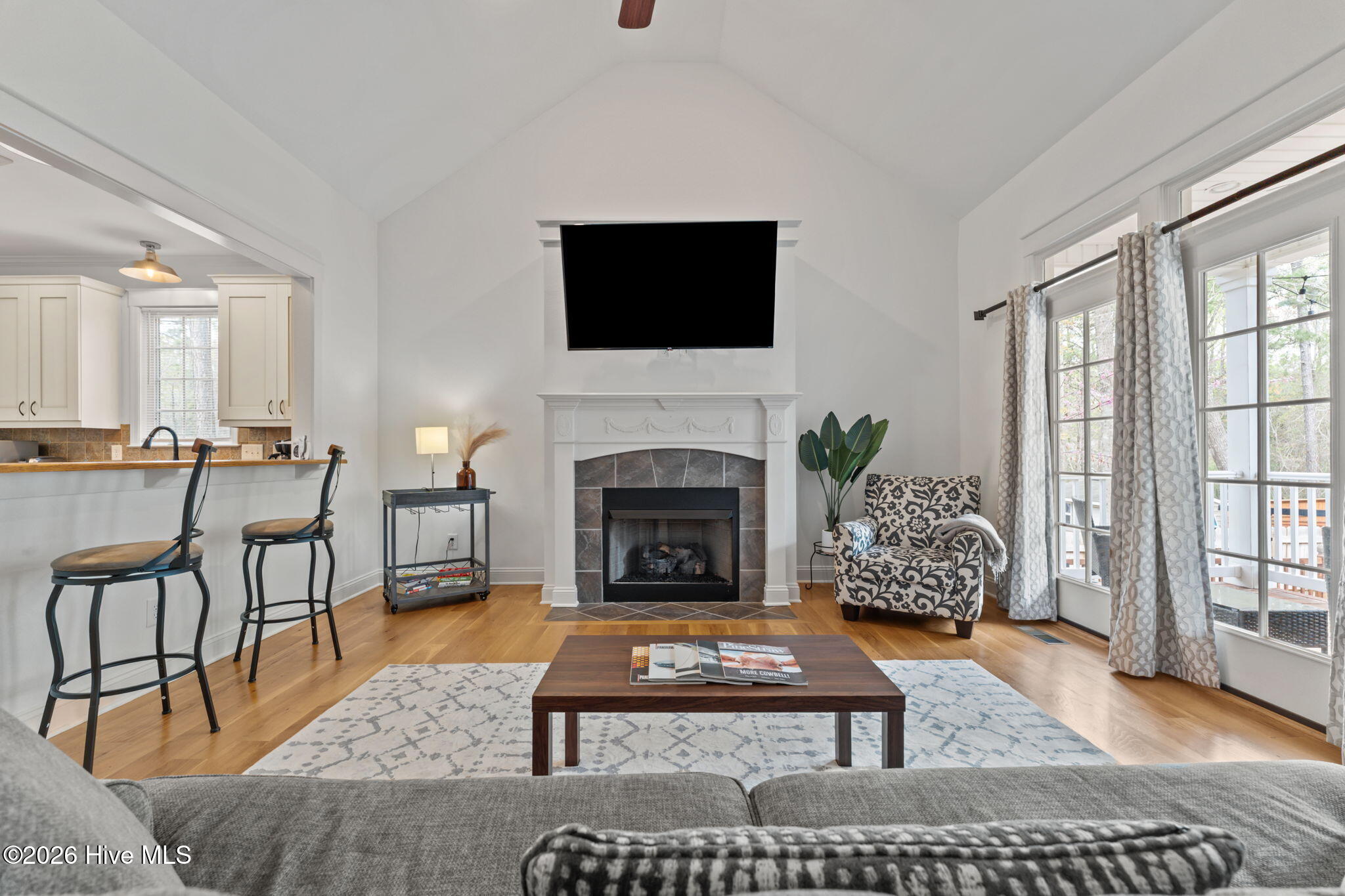 2 Tyler Way Property Photo 12