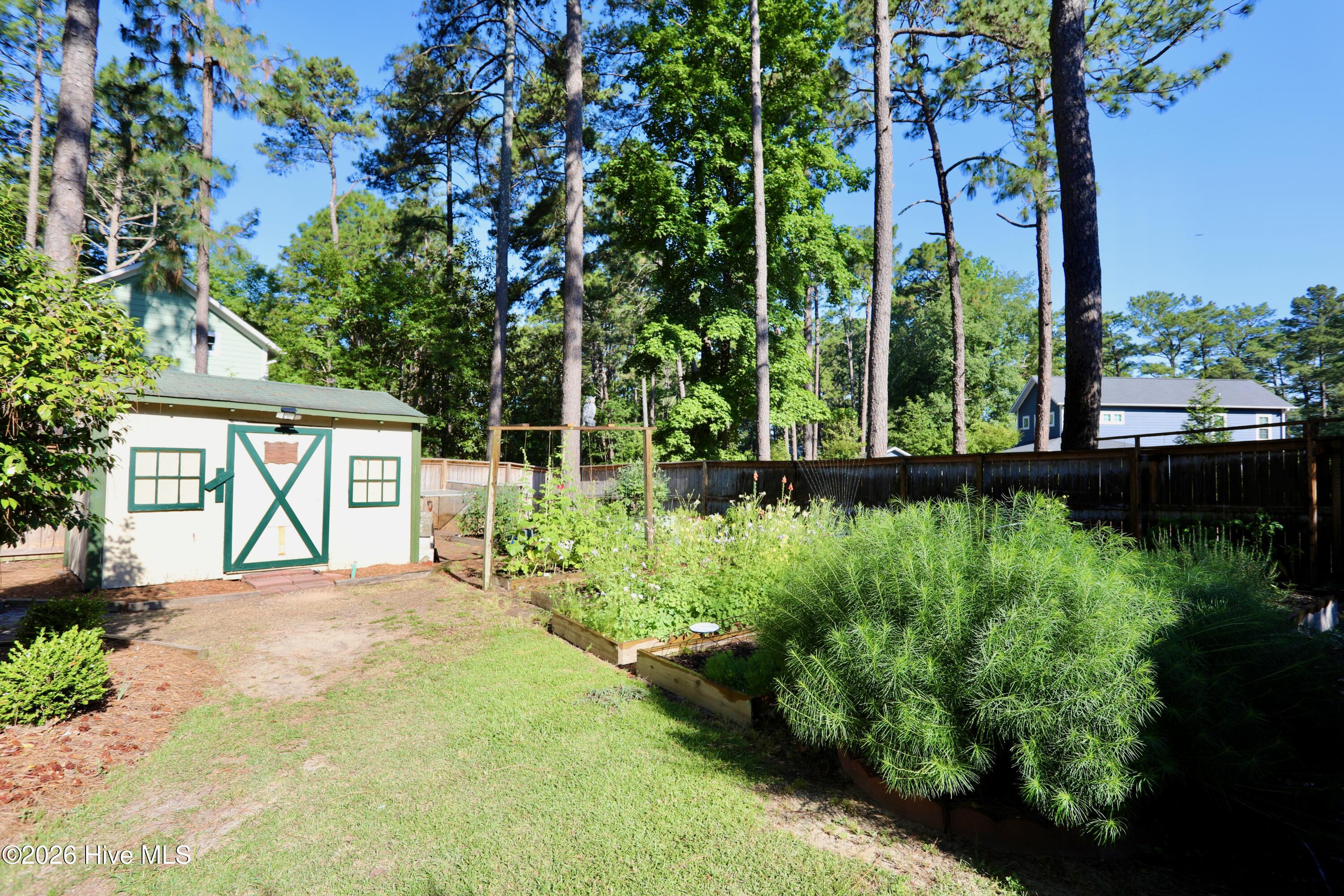 370 E Morganton Road Property Photo 17