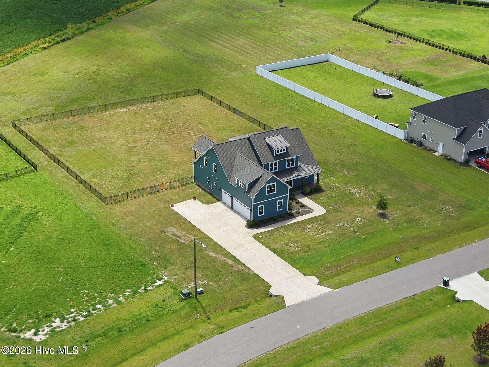 2754 Windflower Lane Property Photo 8