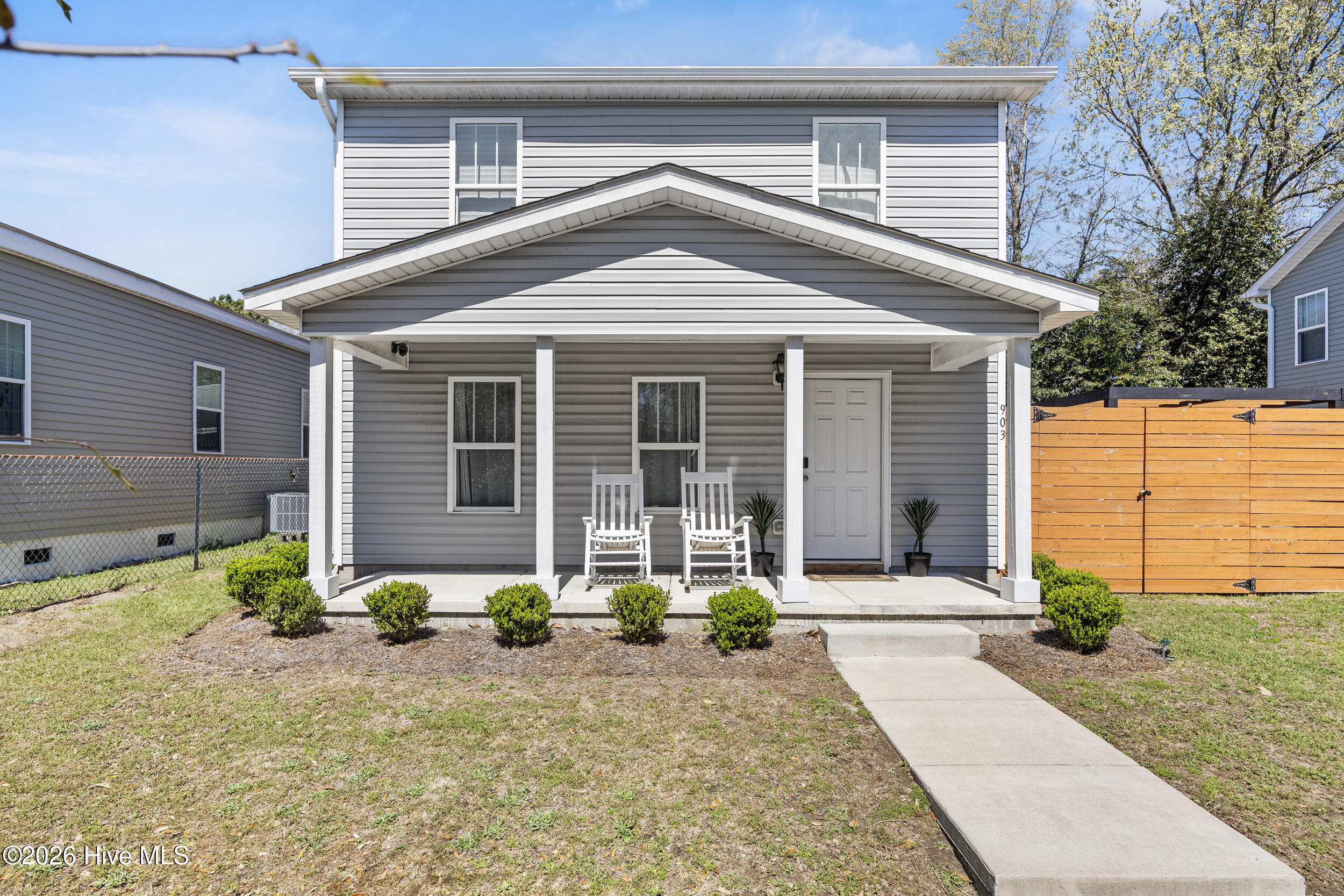 903 Walnut Street Property Photo 1