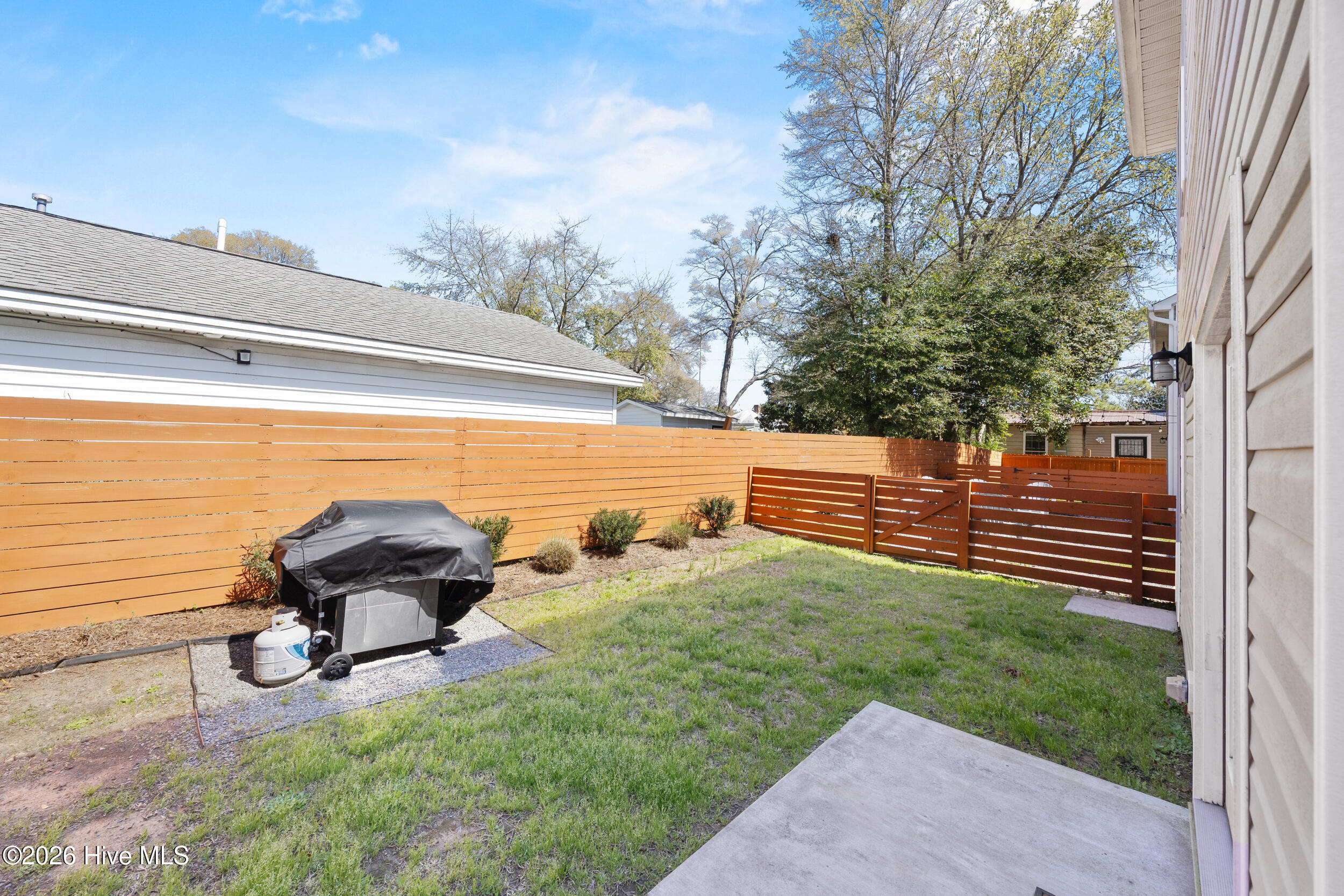 903 Walnut Street Property Photo 23