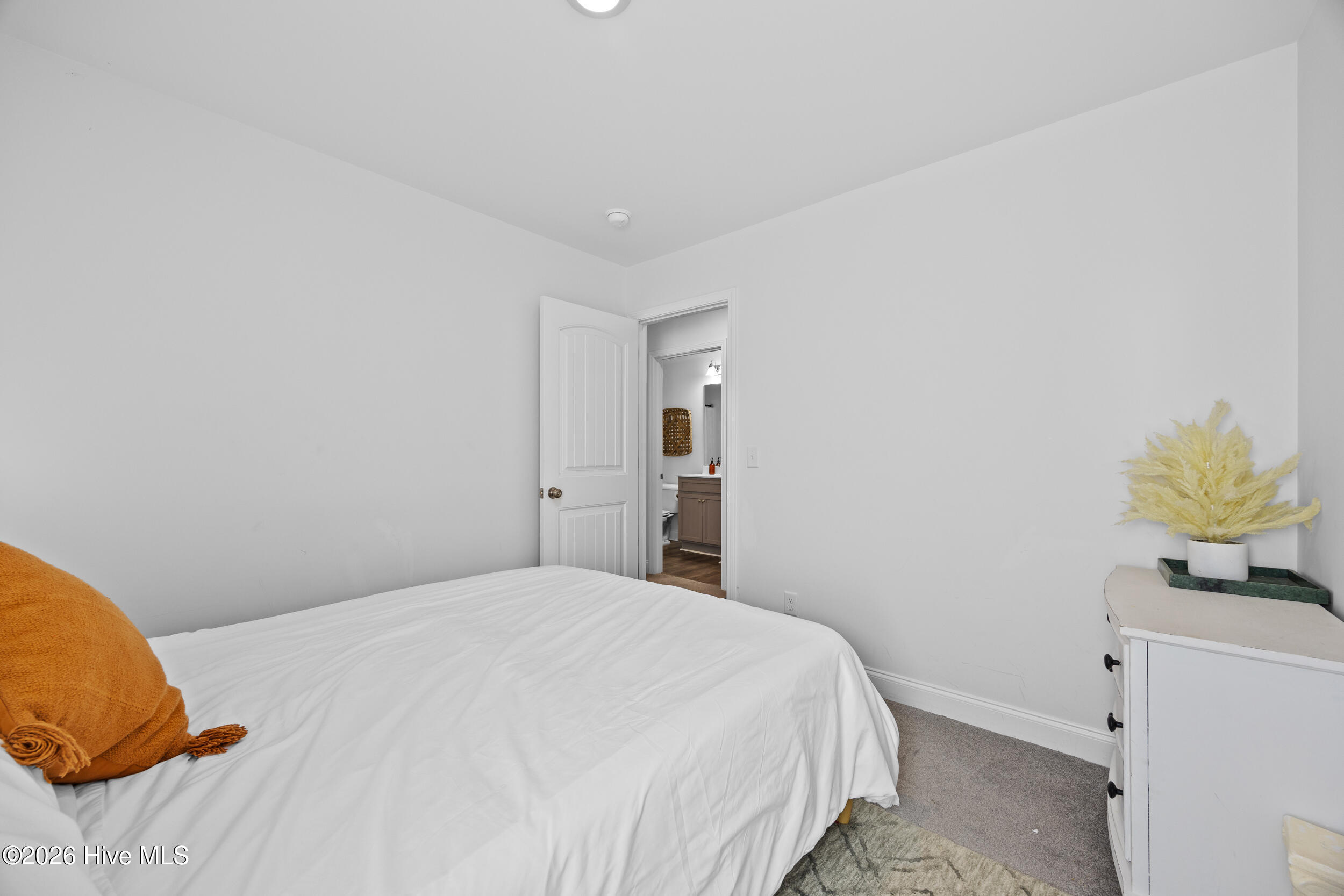 905 Walnut Street Property Photo 25