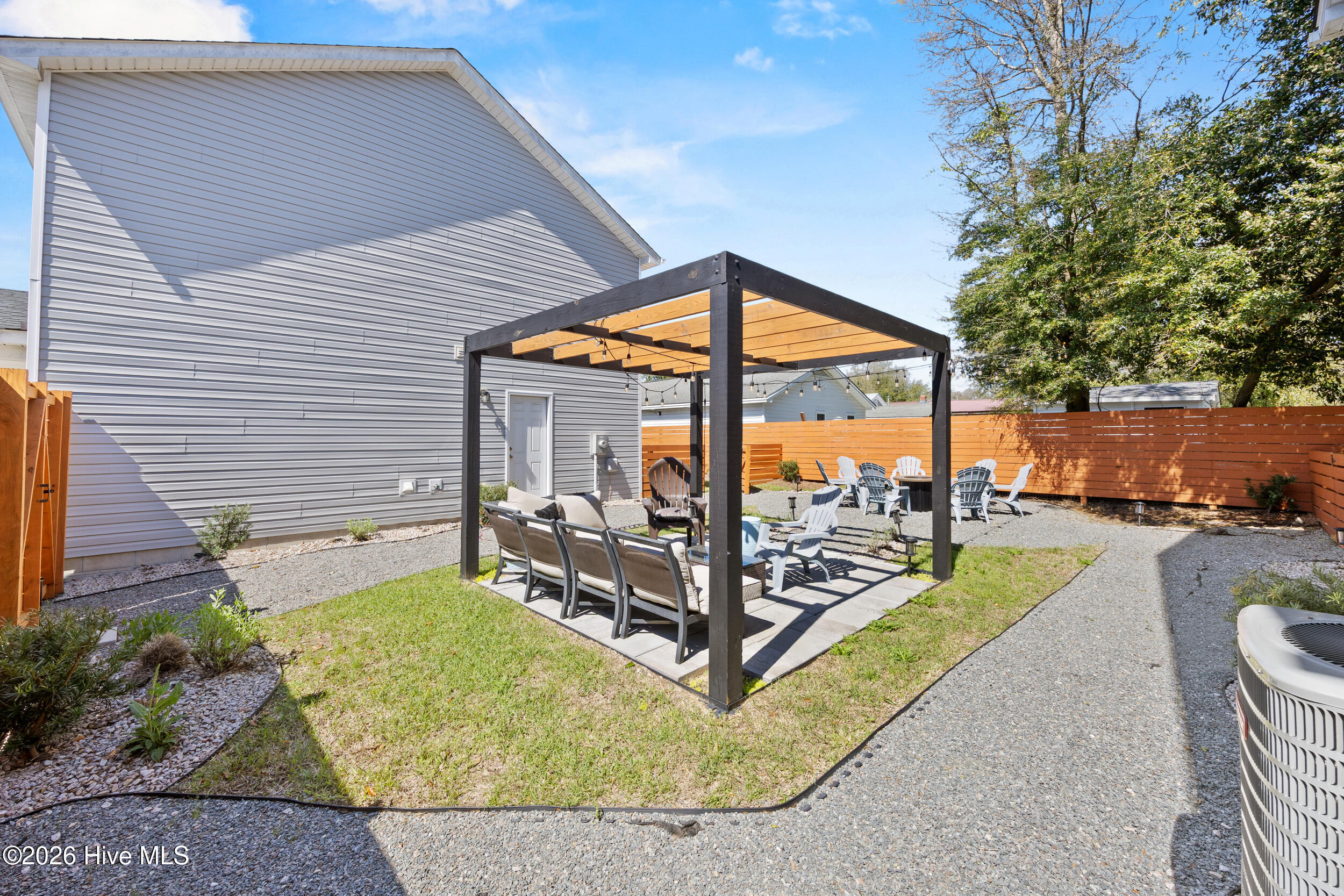 905 Walnut Street Property Photo 31