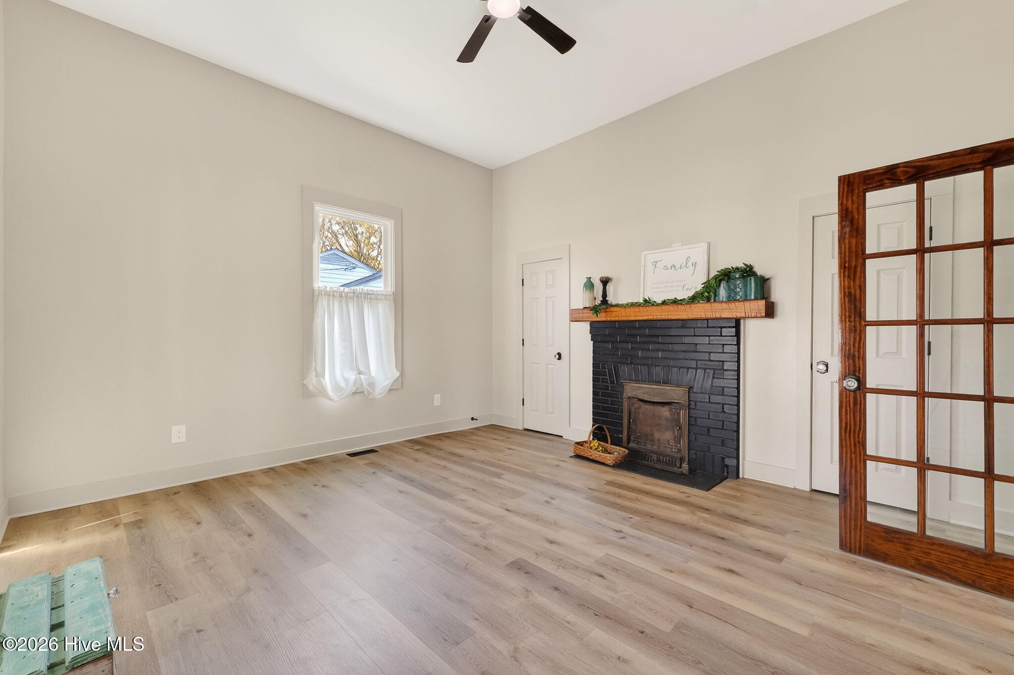 220 E Branch Street Property Photo 10