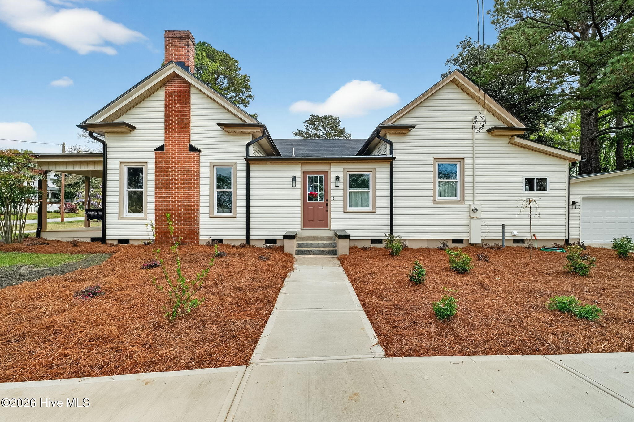220 E Branch Street Property Photo 16