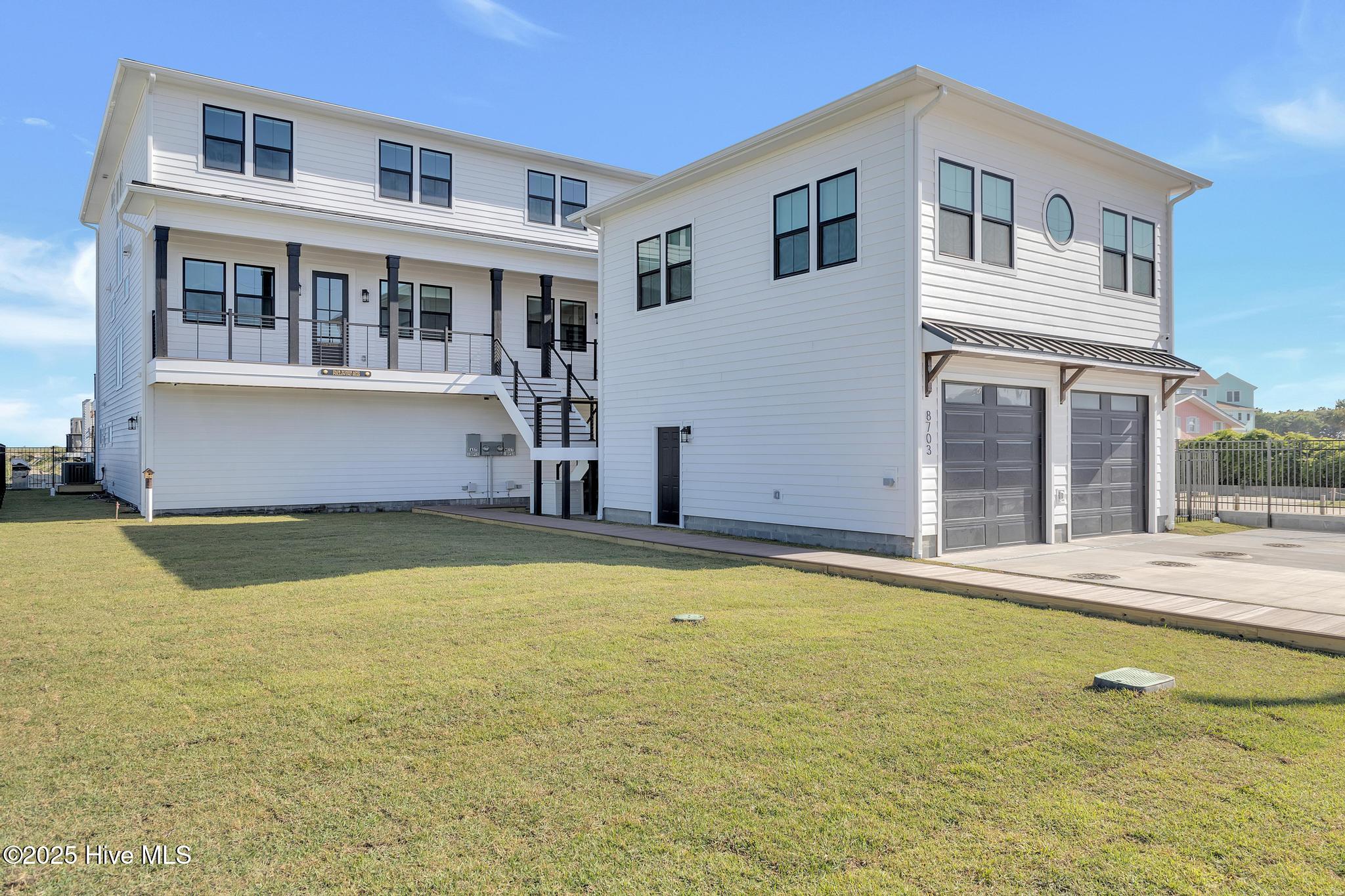 8703 Ocean View Drive East Property Photo 70